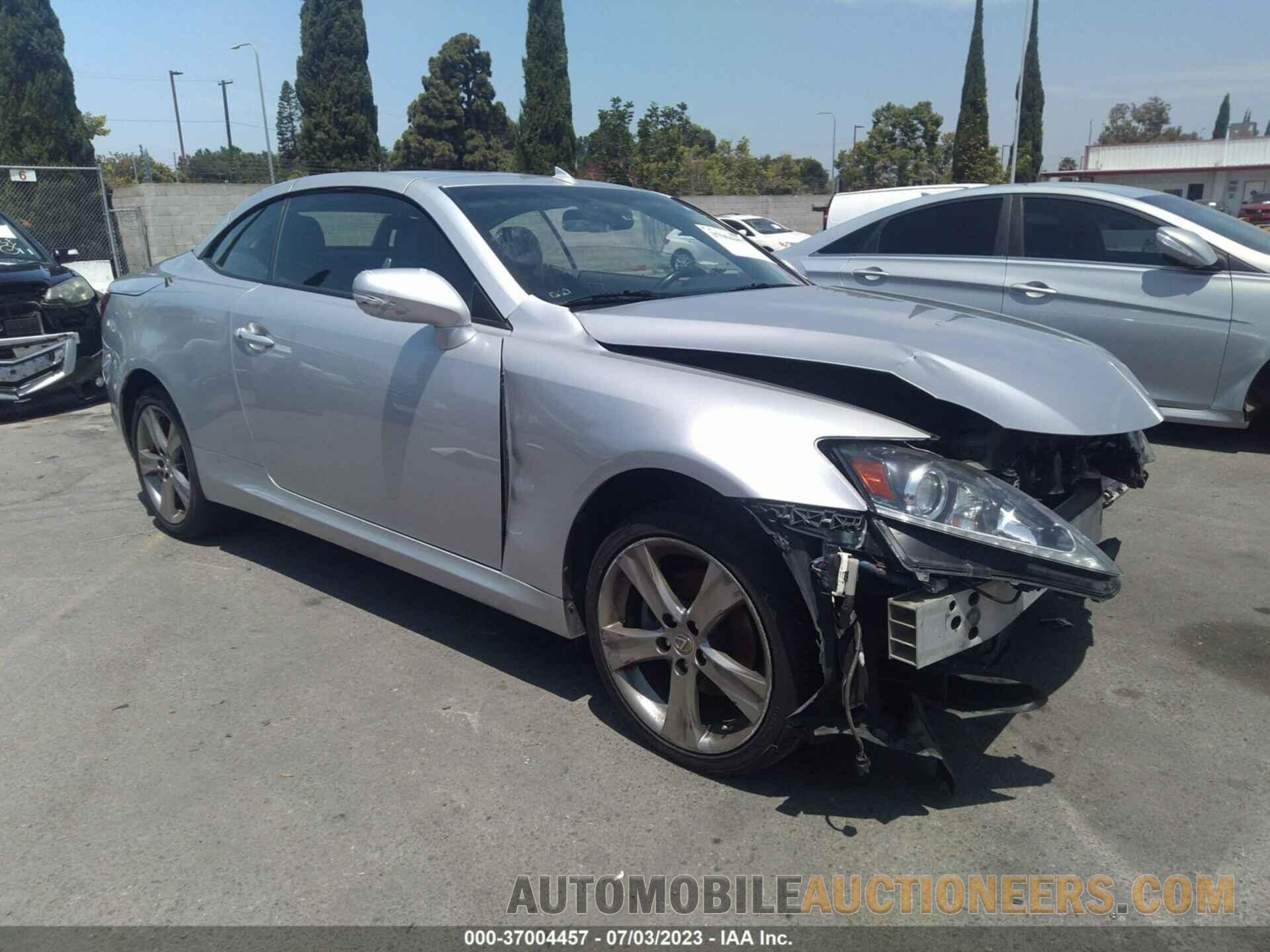 JTHFF2C28F2532335 LEXUS IS 250C 2015