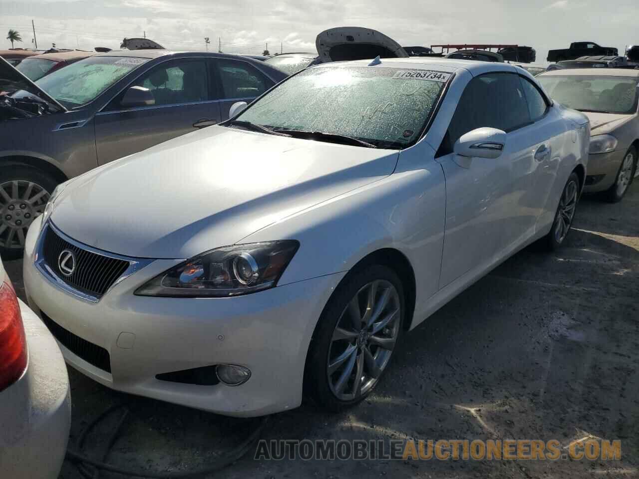 JTHFF2C28F2532447 LEXUS IS 2015