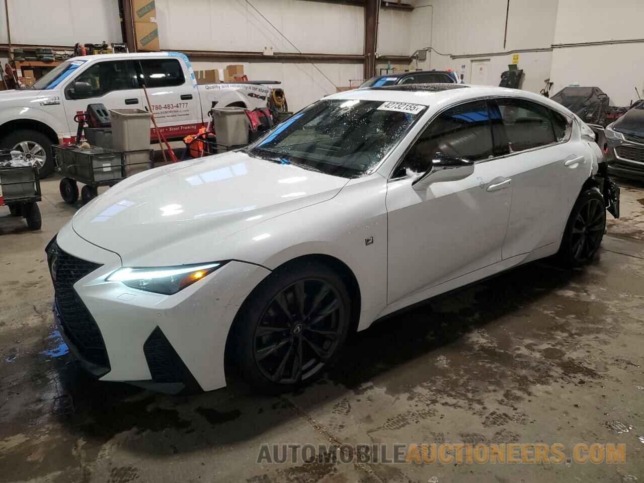 JTHG81F22P5052621 LEXUS IS 2023