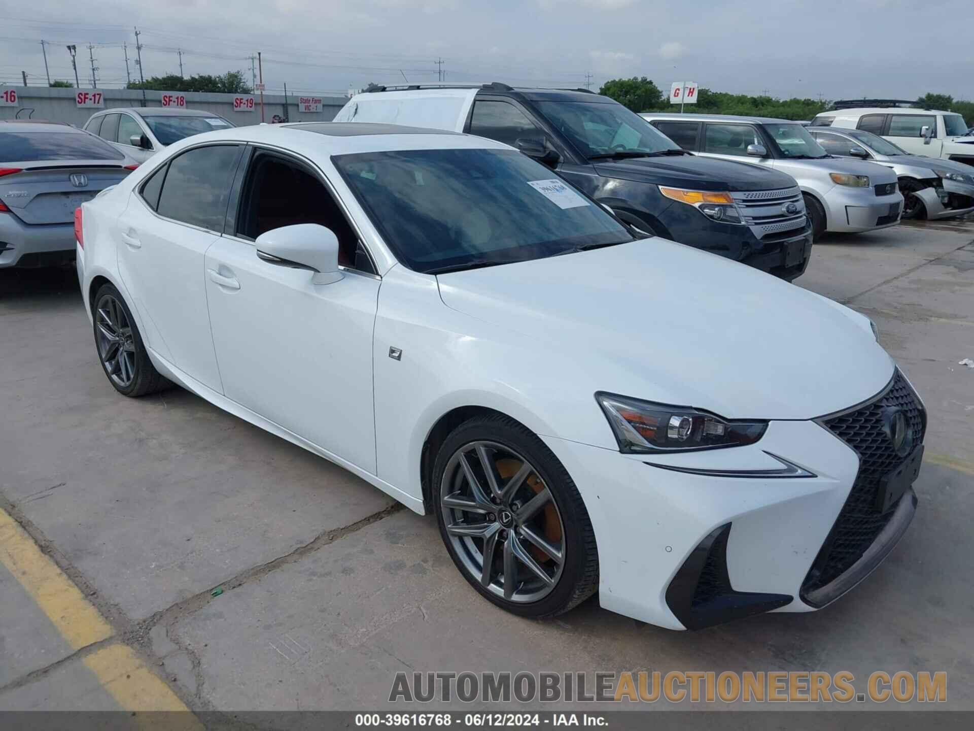 JTHGA1D2XL5102506 LEXUS IS 2020