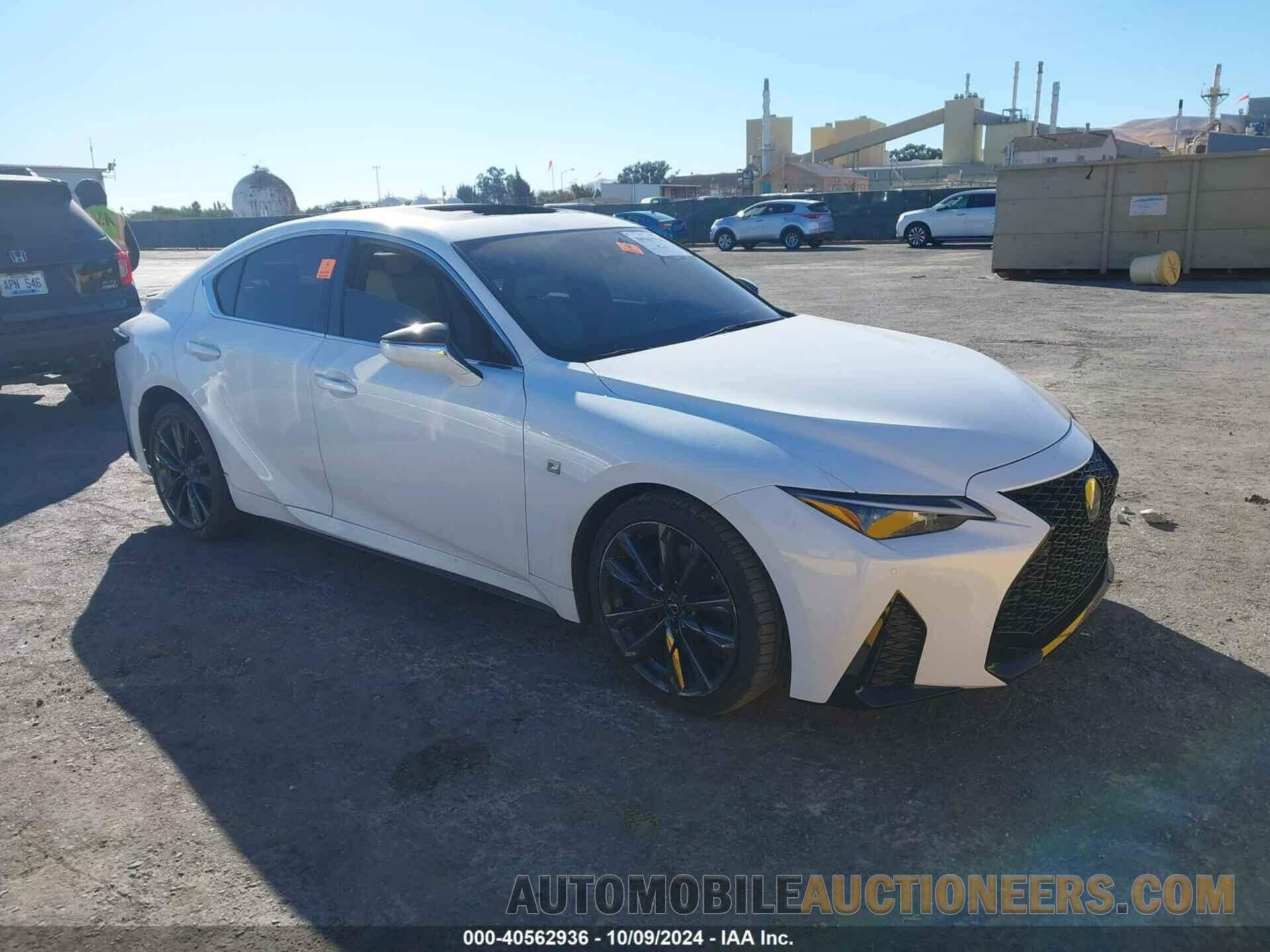 JTHGZ1B21M5041060 LEXUS IS 2021