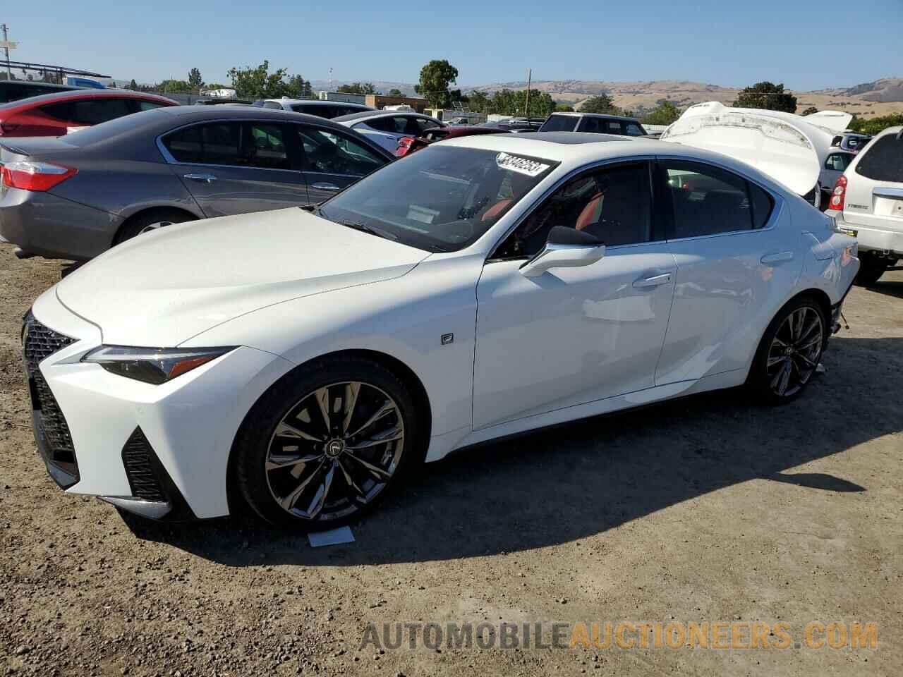 JTHGZ1B22M5039303 LEXUS IS 2021