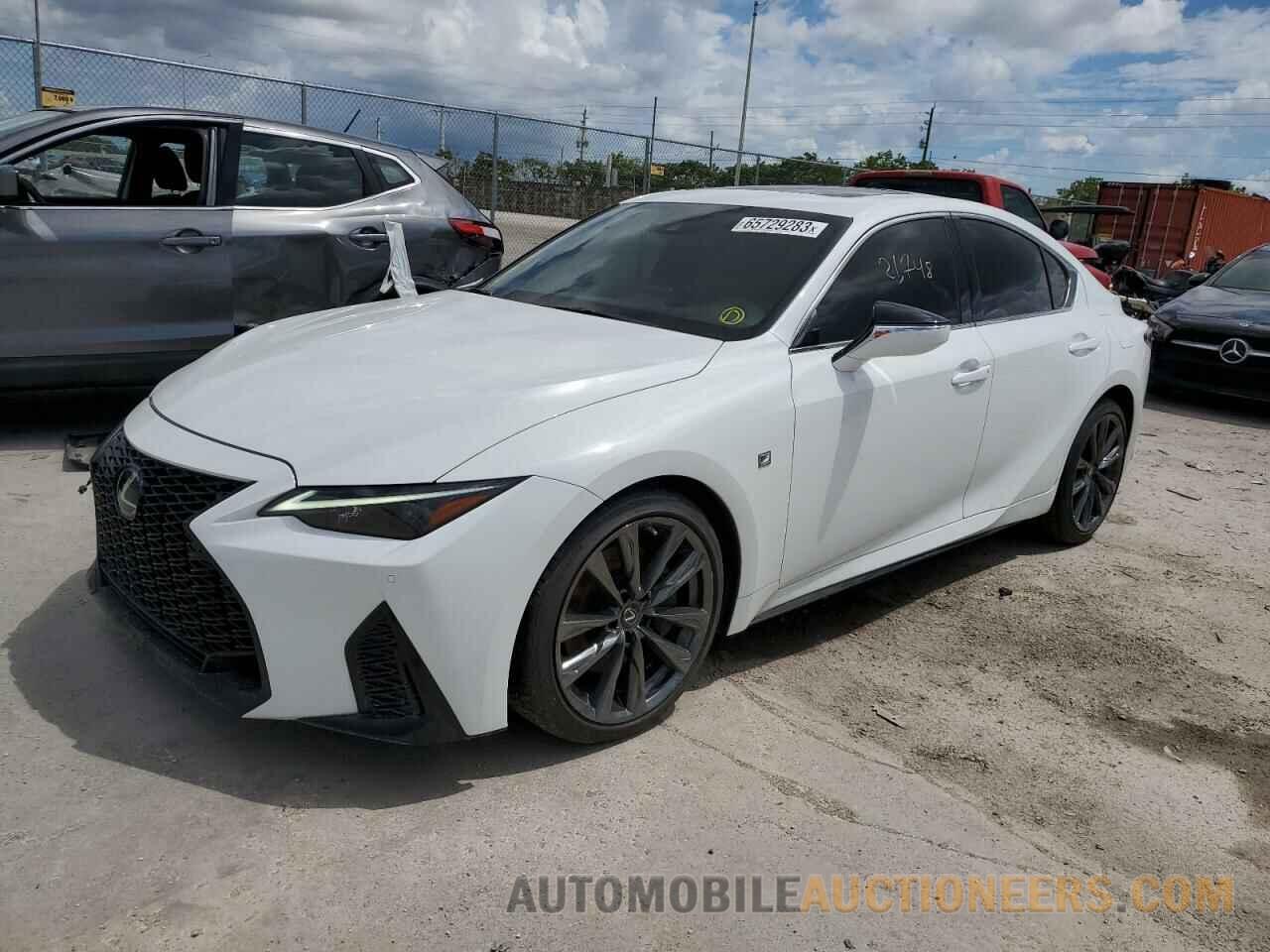 JTHGZ1B23M5047880 LEXUS IS 2021