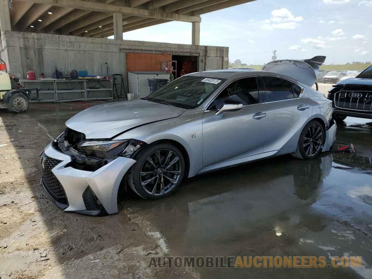 JTHGZ1B25M5042308 LEXUS IS 2021