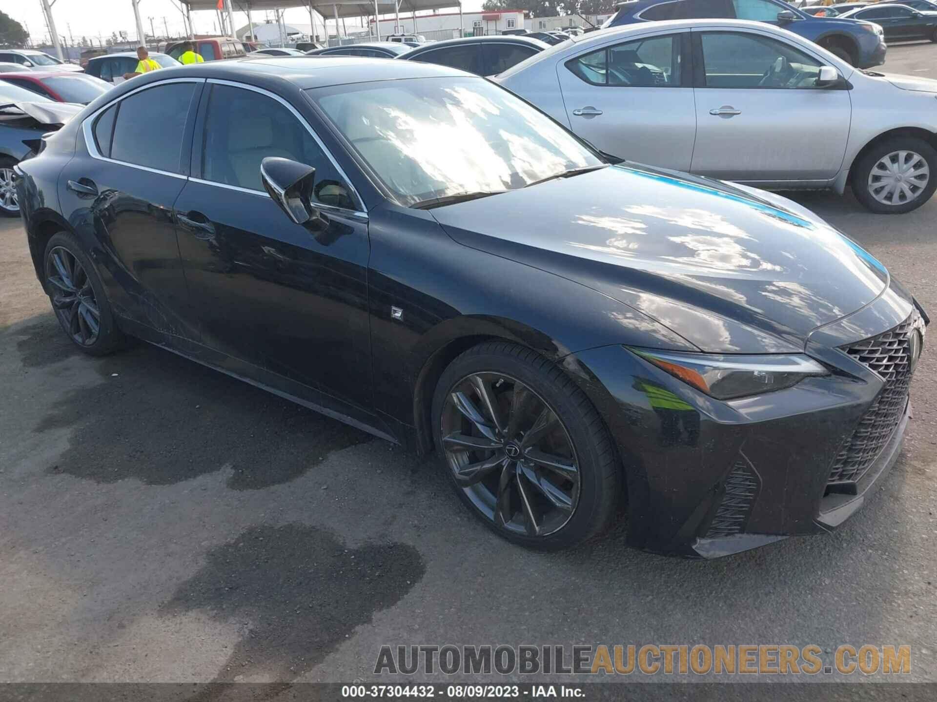 JTHGZ1B26M5040910 LEXUS IS 2021