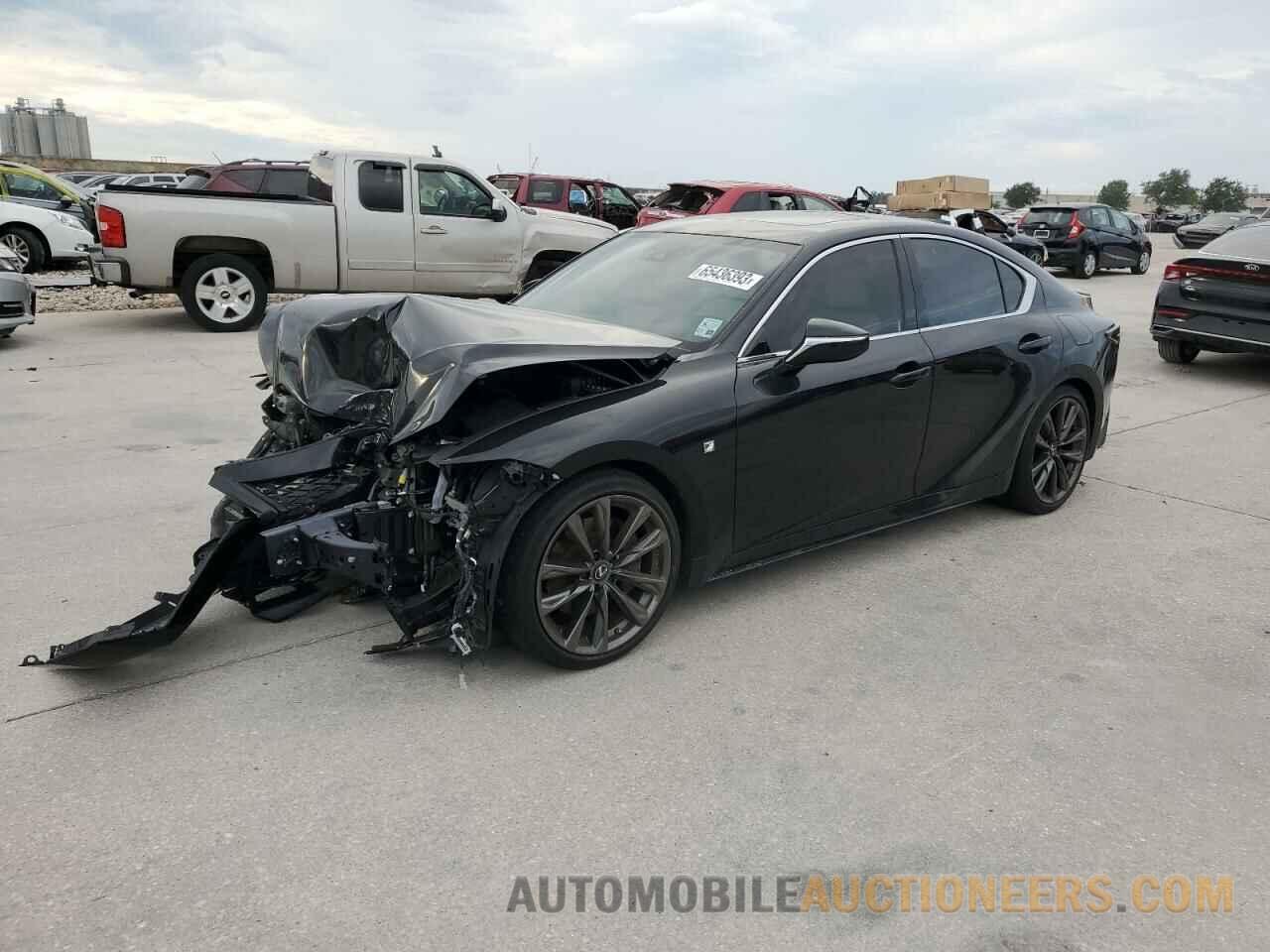 JTHGZ1B27M5044013 LEXUS IS 2021