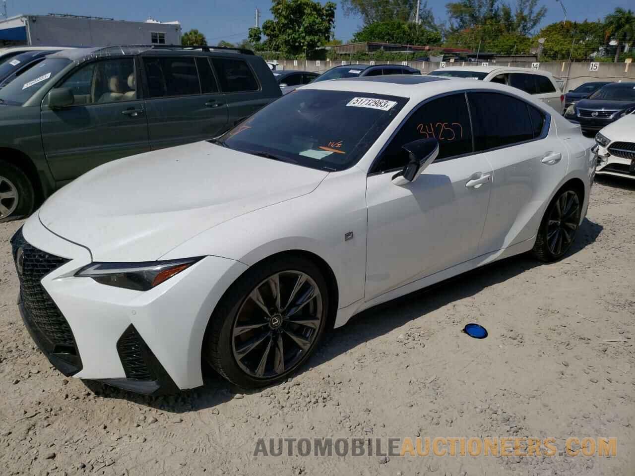 JTHGZ1B29M5045020 LEXUS IS 2021