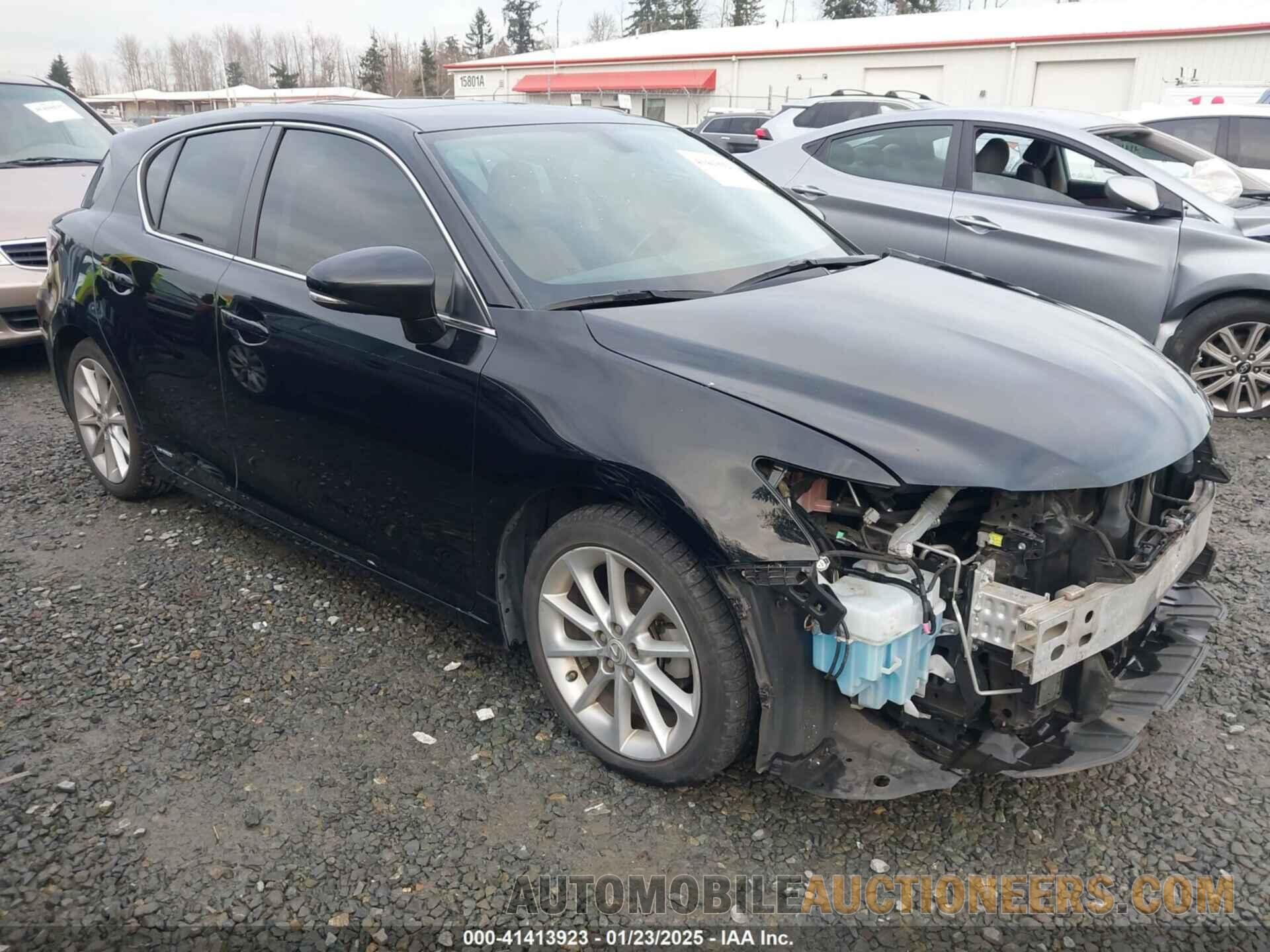 JTHKD5BH0B2040128 LEXUS CT 200H 2011