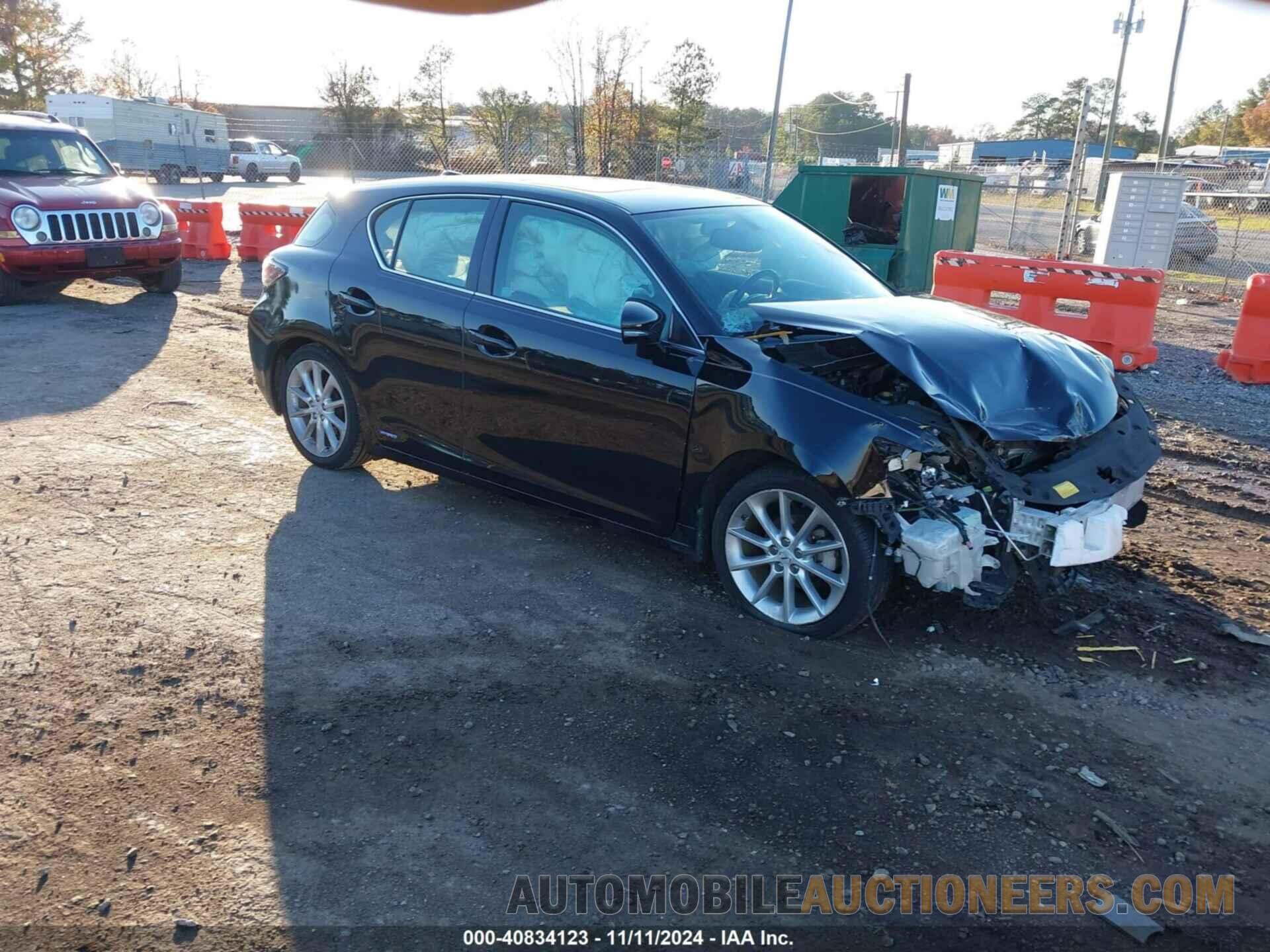 JTHKD5BH0D2149143 LEXUS CT 200H 2013