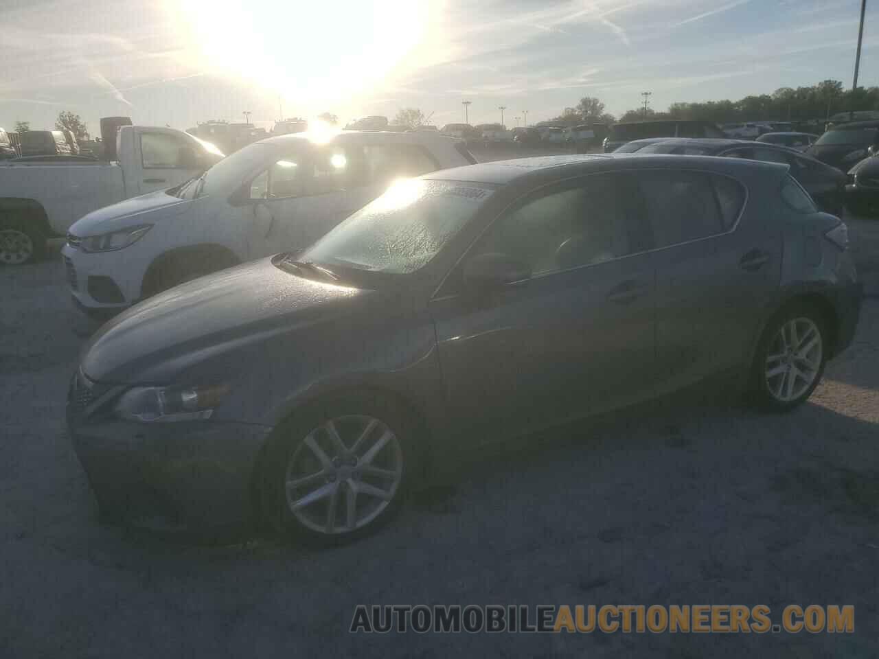 JTHKD5BH0F2233045 LEXUS CT 200 2015