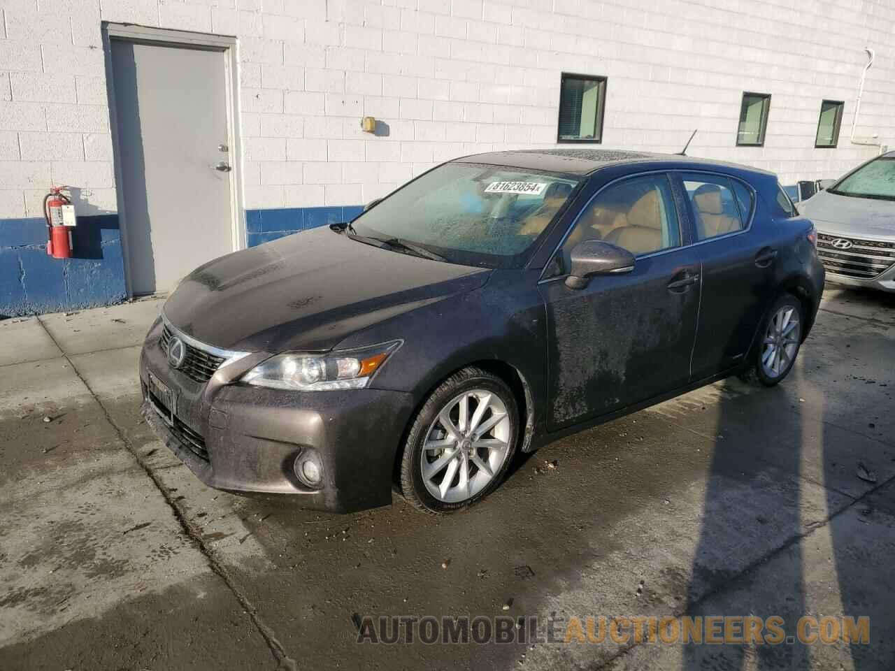 JTHKD5BH1C2121981 LEXUS CT 200 2012