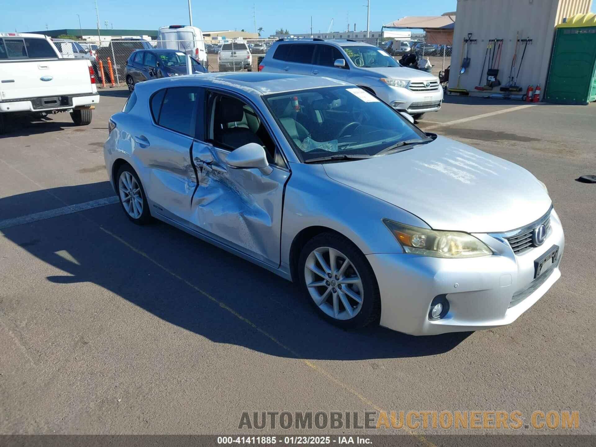 JTHKD5BH1D2132559 LEXUS CT 200H 2013