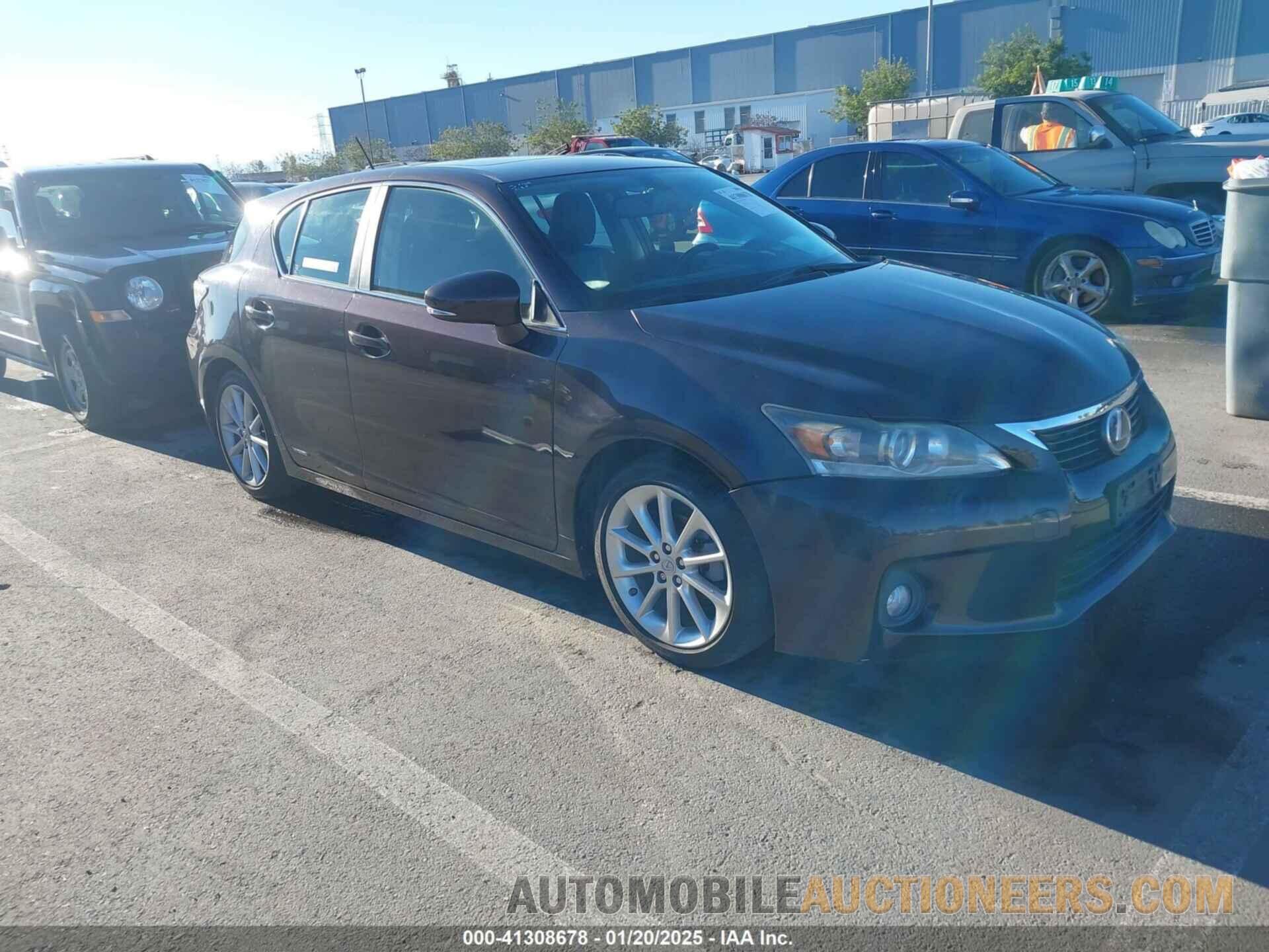 JTHKD5BH1D2147644 LEXUS CT 200H 2013