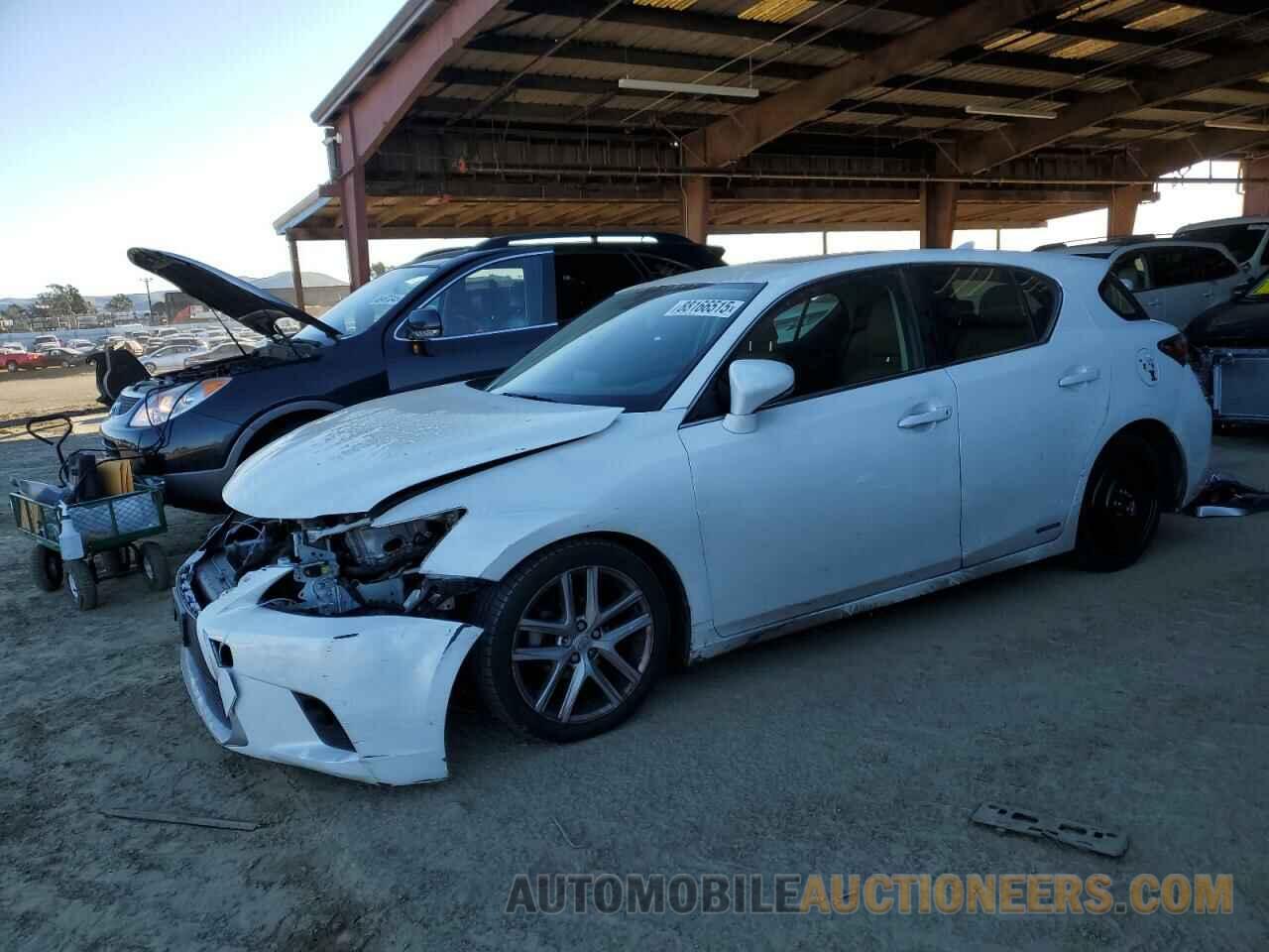 JTHKD5BH2E2208422 LEXUS CT 200 2014