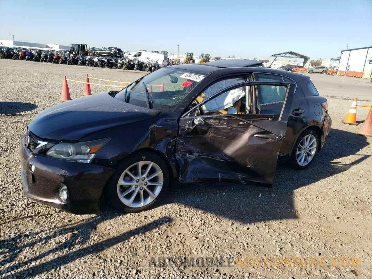 JTHKD5BH3B2018334 LEXUS CT 200 2011