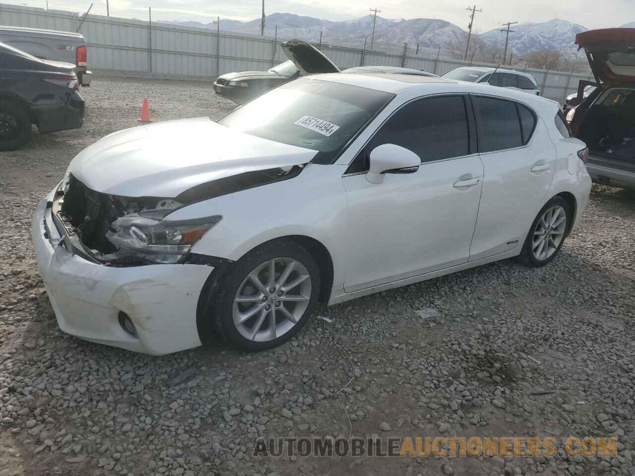 JTHKD5BH3D2169774 LEXUS CT 200 2013