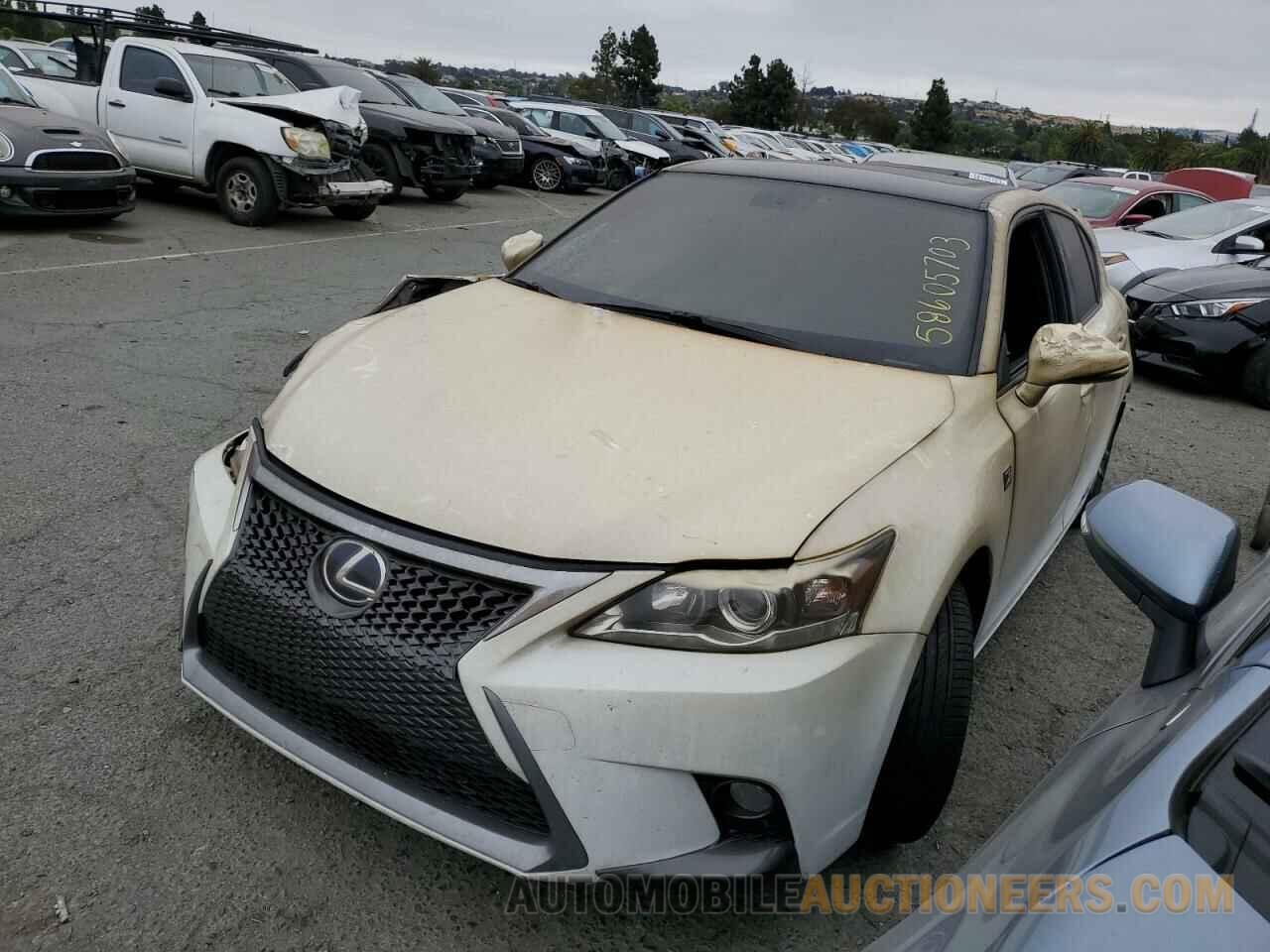 JTHKD5BH3F2250096 LEXUS CT 200 2015