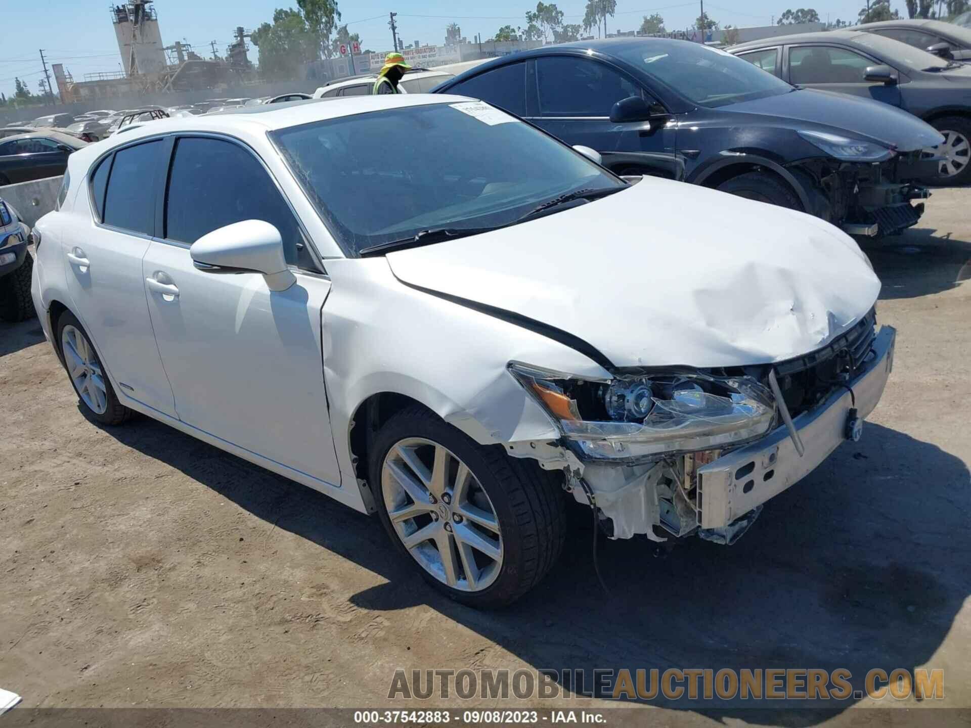 JTHKD5BH3G2267899 LEXUS CT 2016