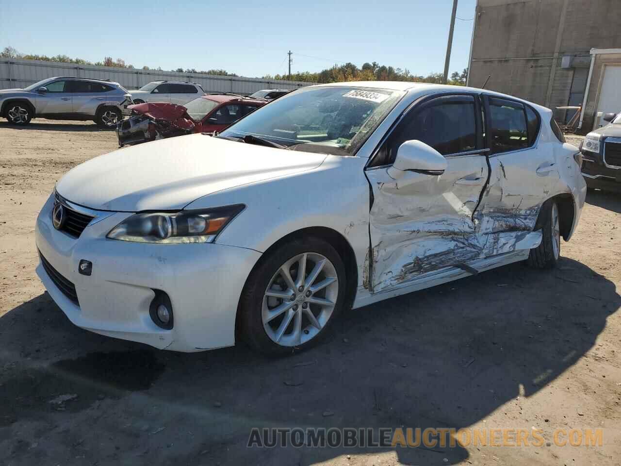 JTHKD5BH4D2144494 LEXUS CT 200 2013