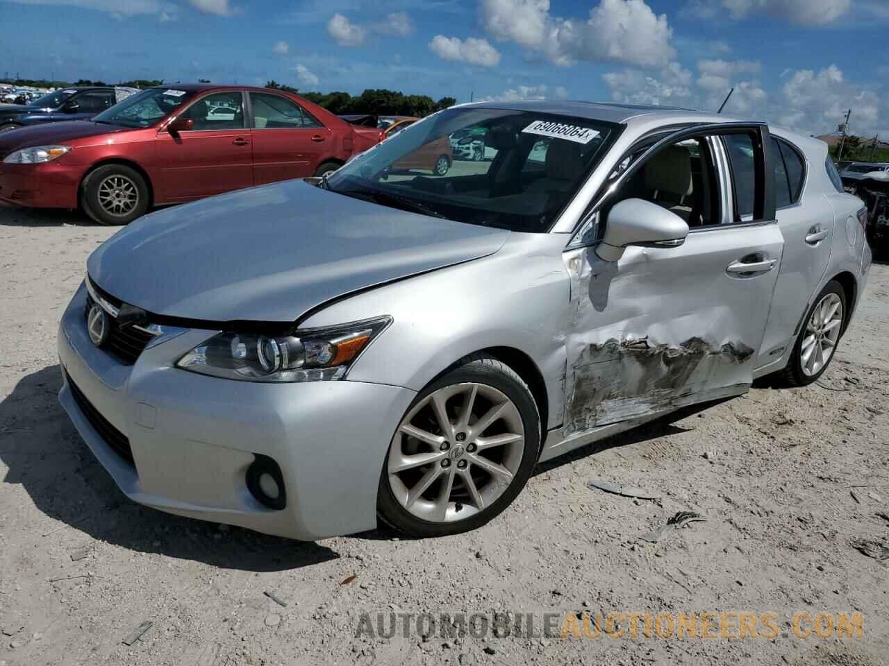 JTHKD5BH6B2029473 LEXUS CT 200 2011