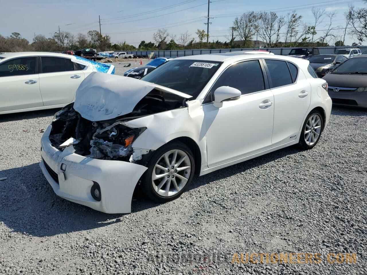 JTHKD5BH7D2137782 LEXUS CT 200 2013