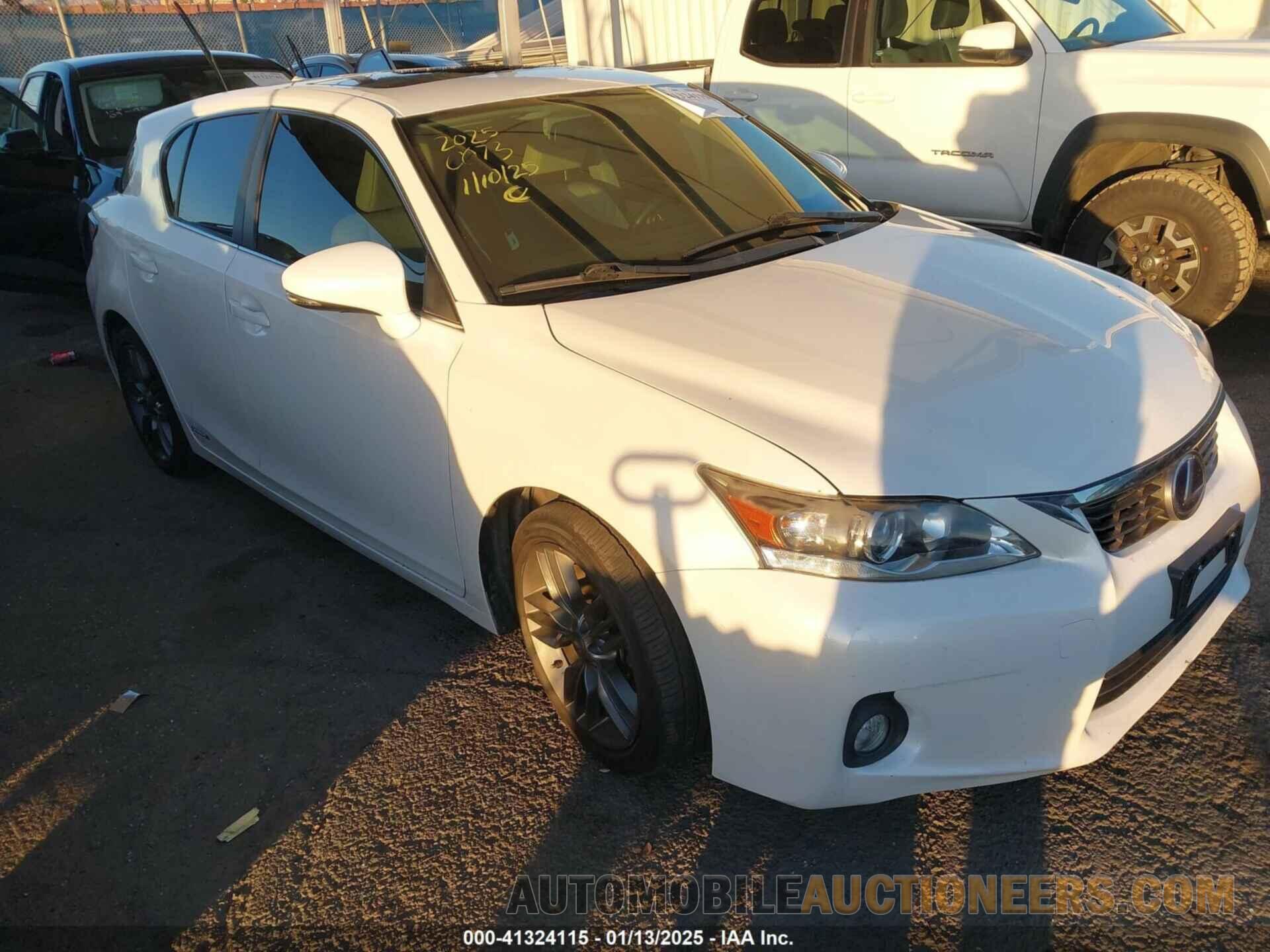 JTHKD5BH7D2141461 LEXUS CT 200H 2013