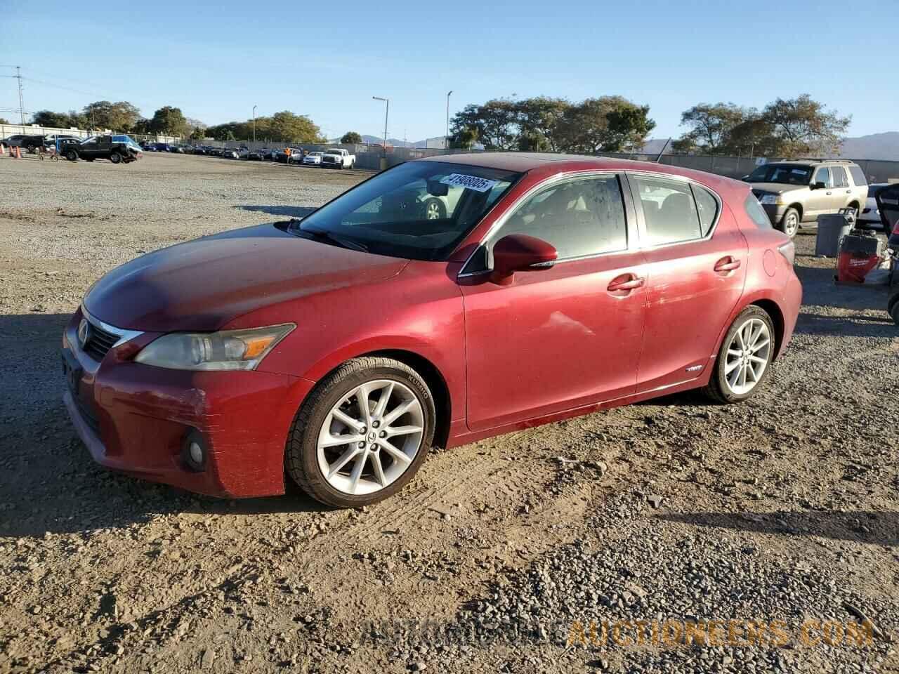 JTHKD5BH8B2031161 LEXUS CT 200 2011