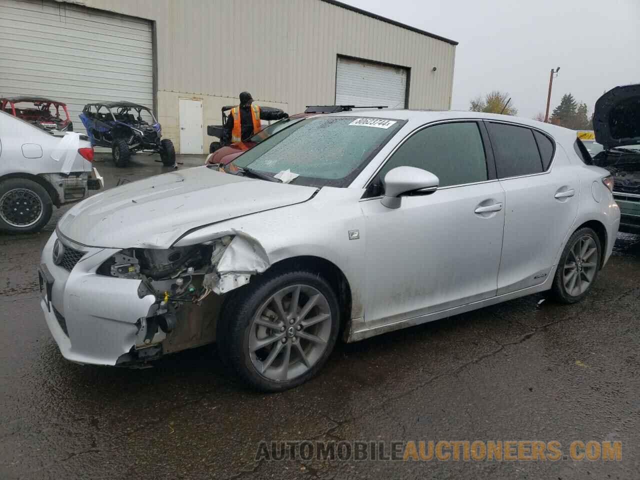 JTHKD5BH8D2171763 LEXUS CT 200 2013