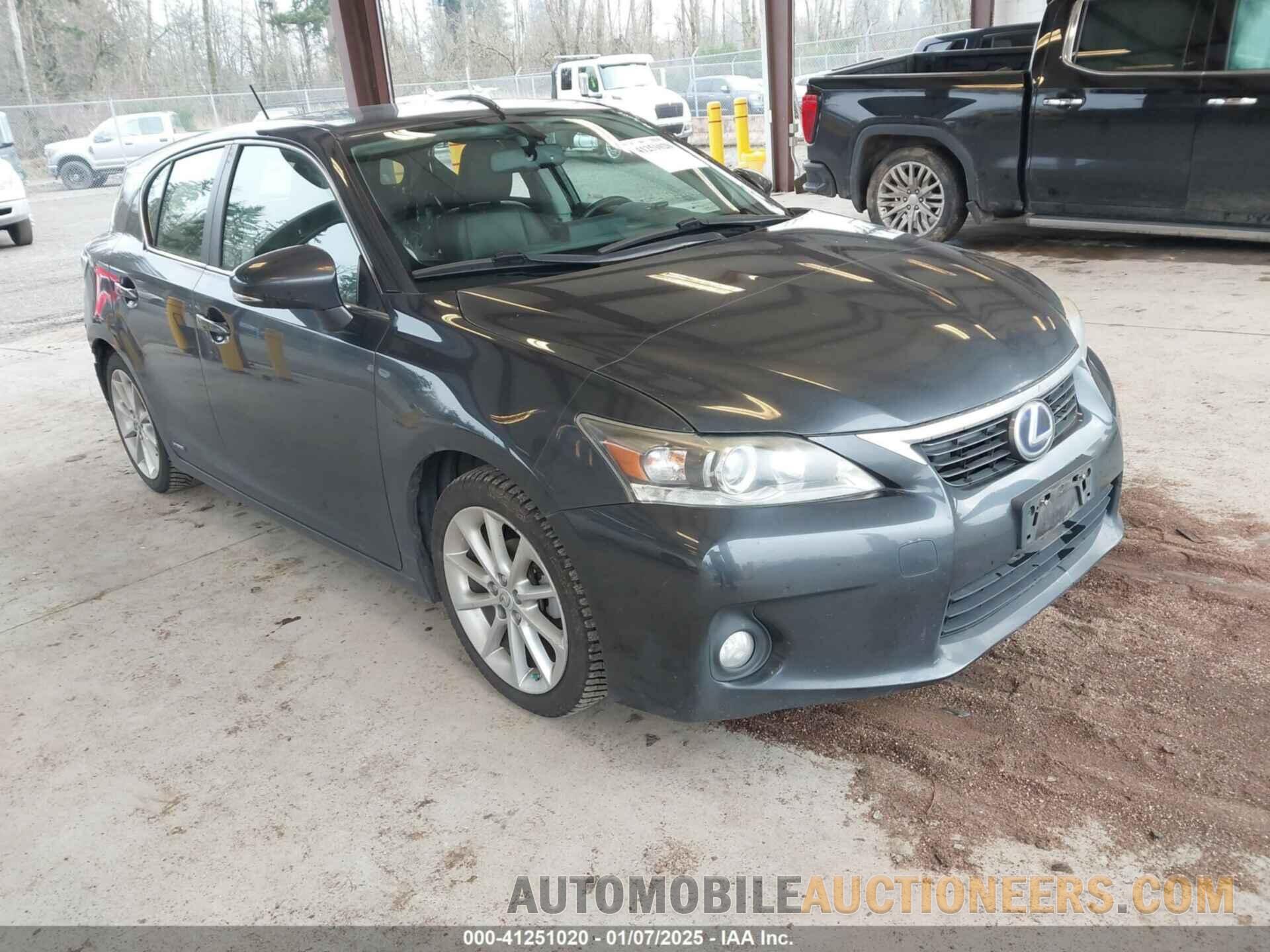 JTHKD5BH9B2036112 LEXUS CT 200H 2011