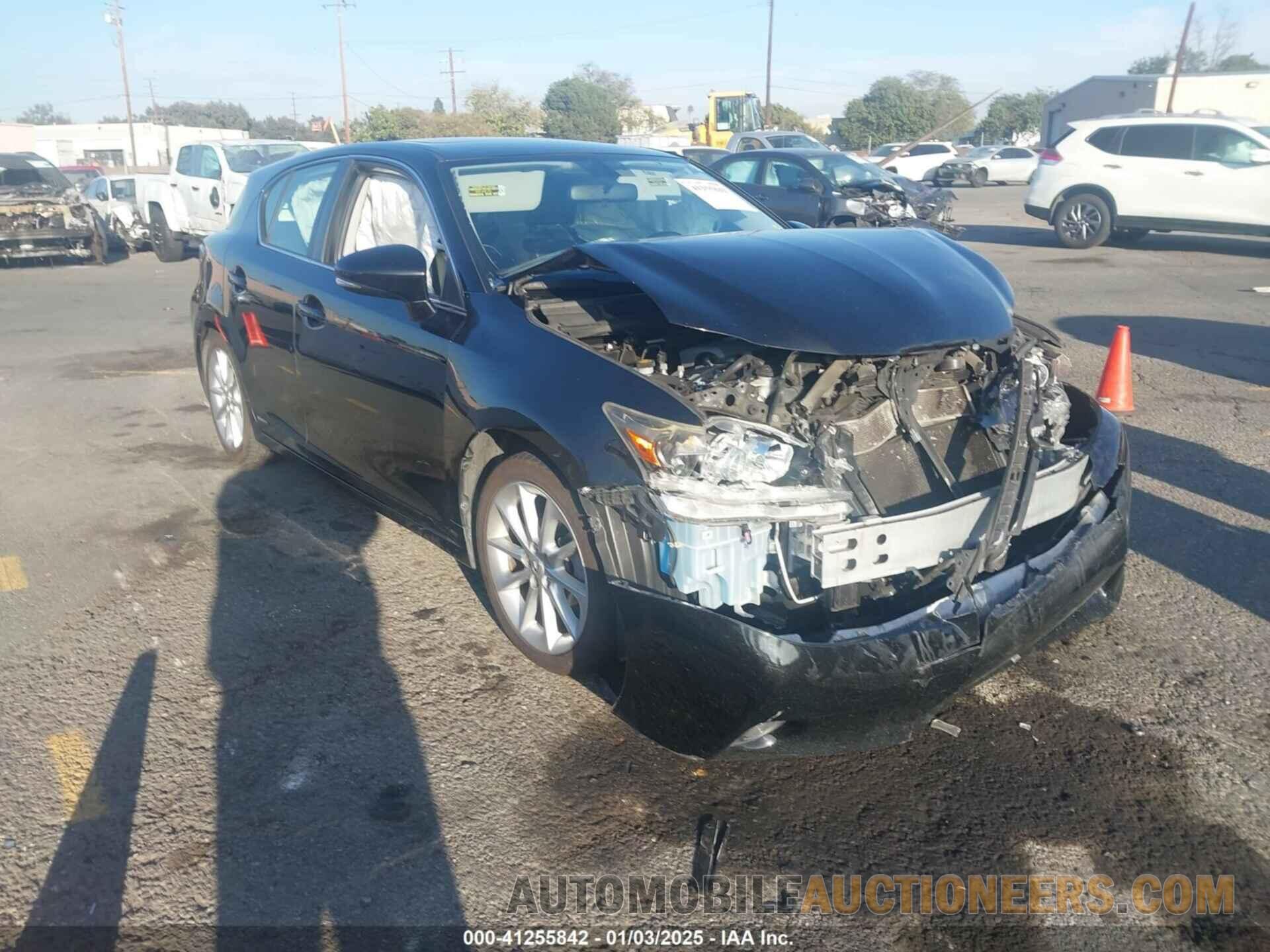 JTHKD5BH9D2127383 LEXUS CT 200H 2013