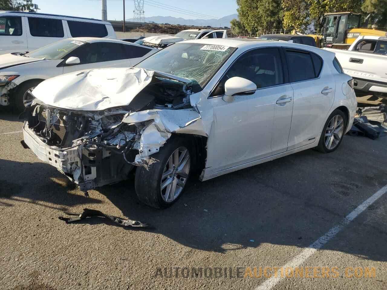 JTHKD5BH9G2274565 LEXUS CT 200 2016