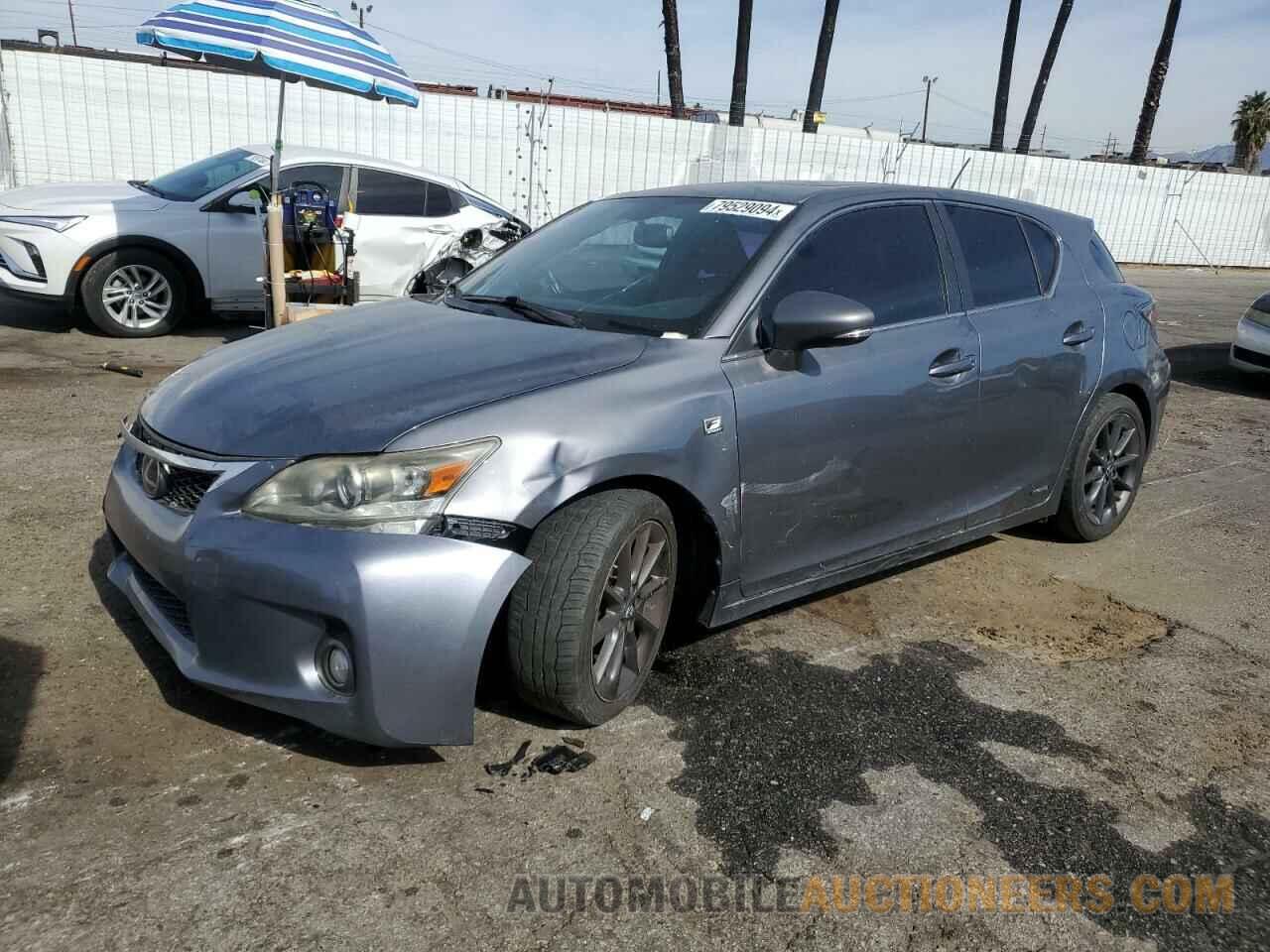 JTHKD5BHXD2155810 LEXUS CT 200 2013