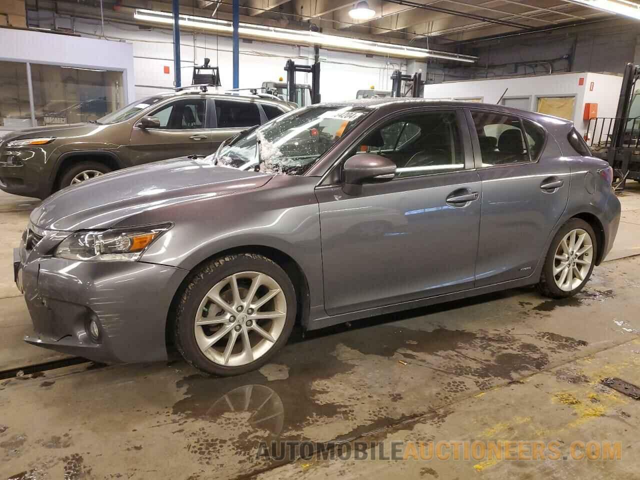 JTHKD5BHXD2172963 LEXUS CT 200 2013