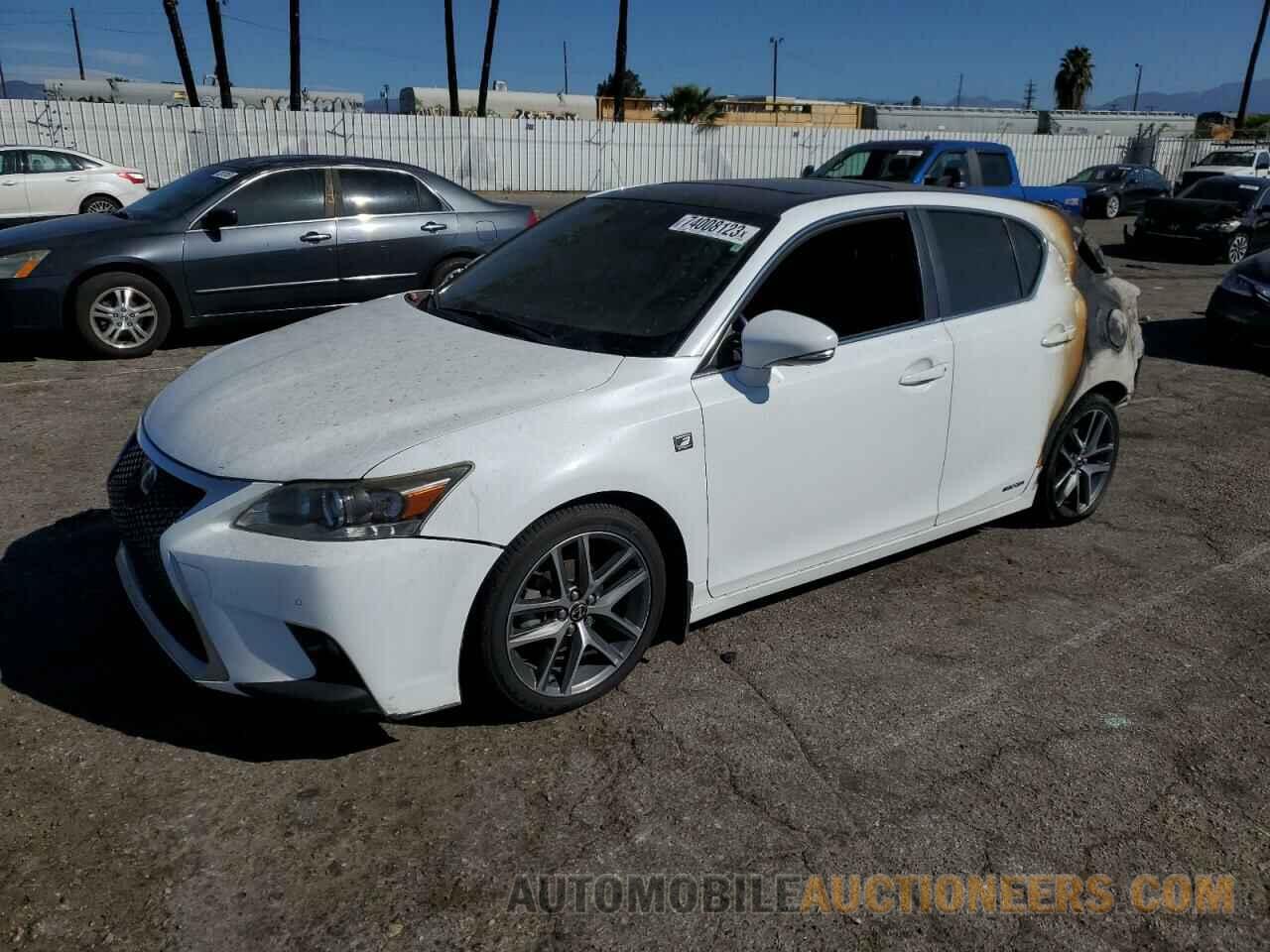 JTHKD5BHXF2230749 LEXUS CT 200 2015