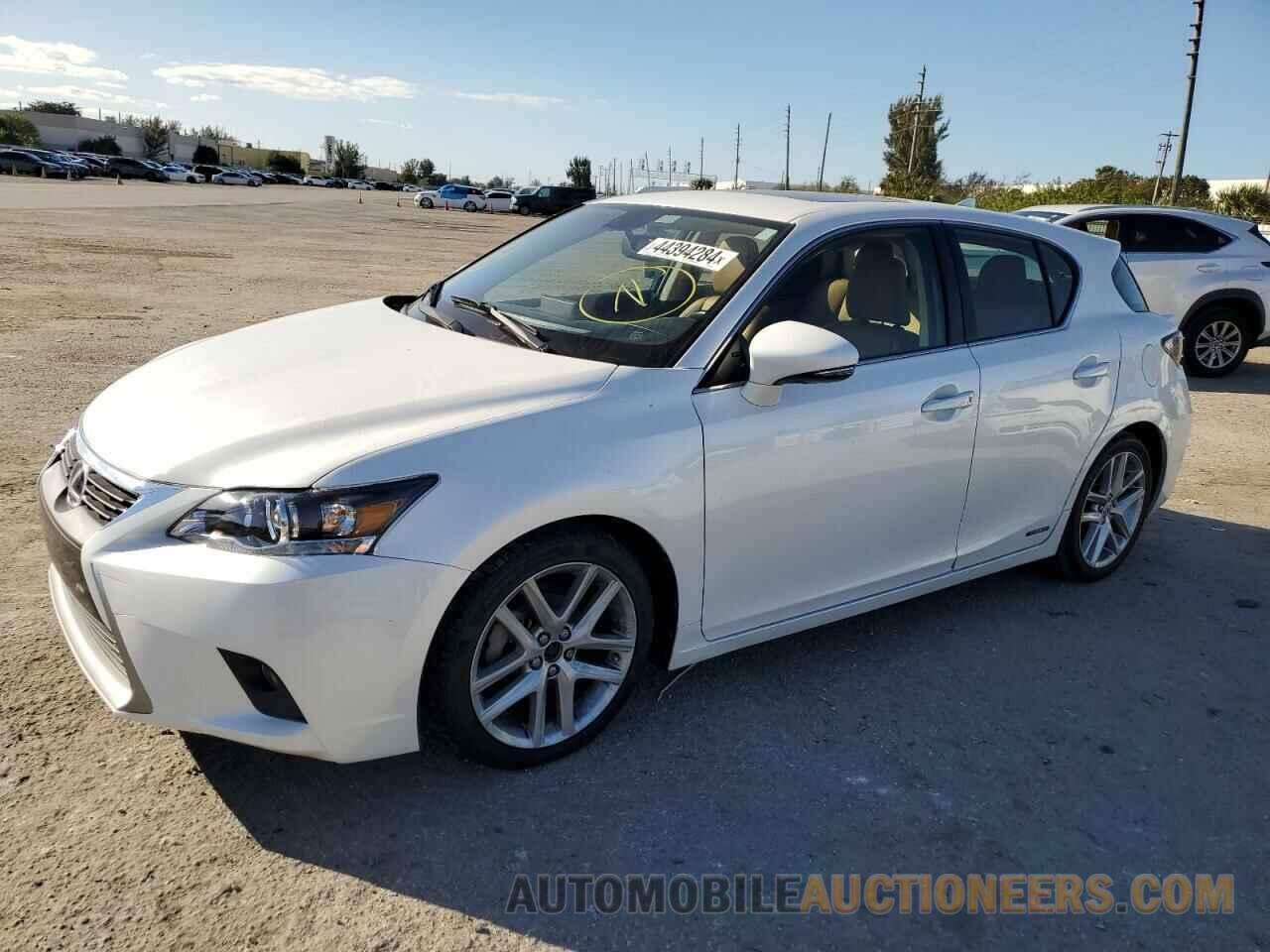 JTHKD5BHXF2232548 LEXUS CT 200 2015