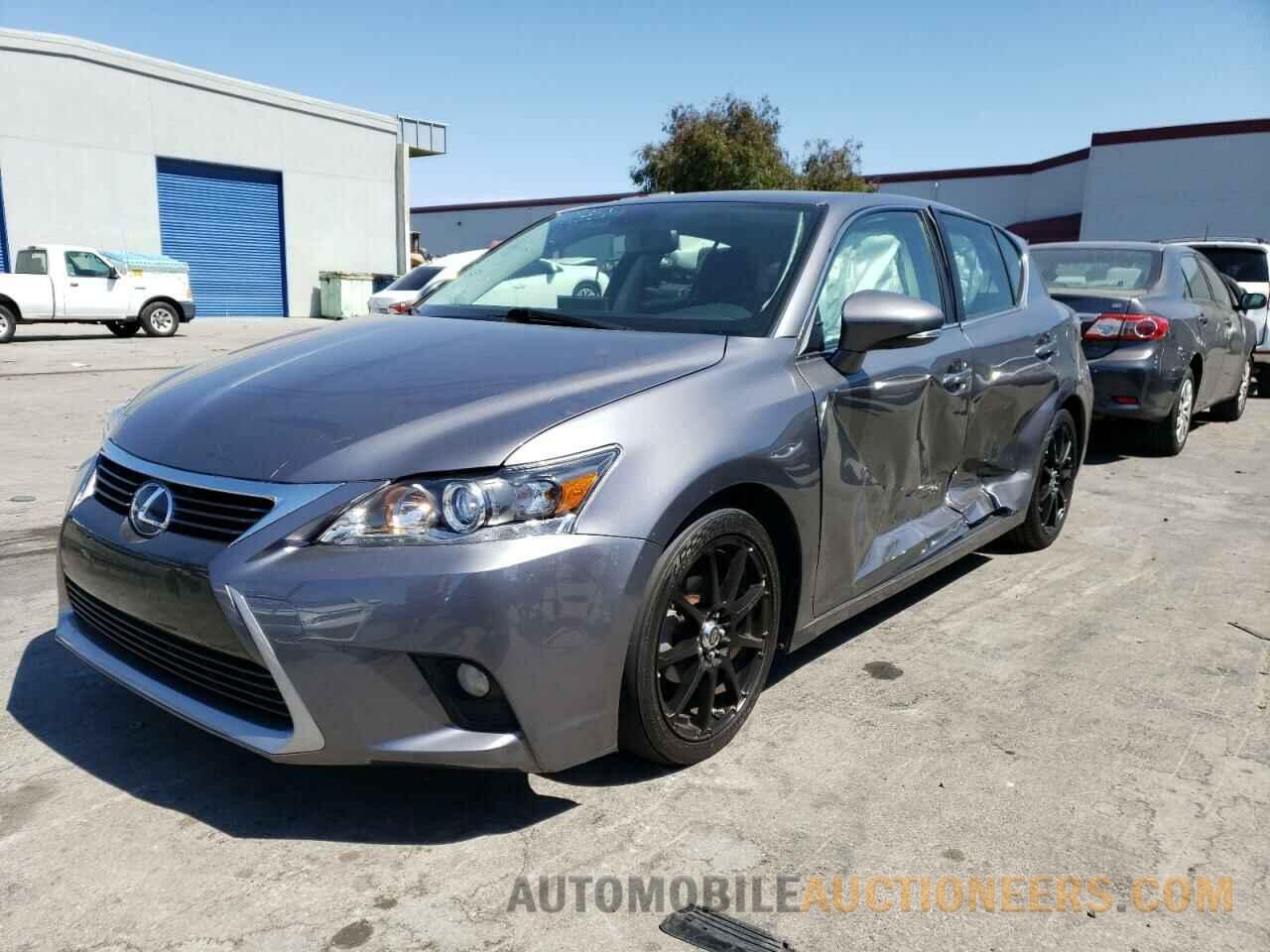 JTHKD5BHXF2239208 LEXUS CT 200 2015