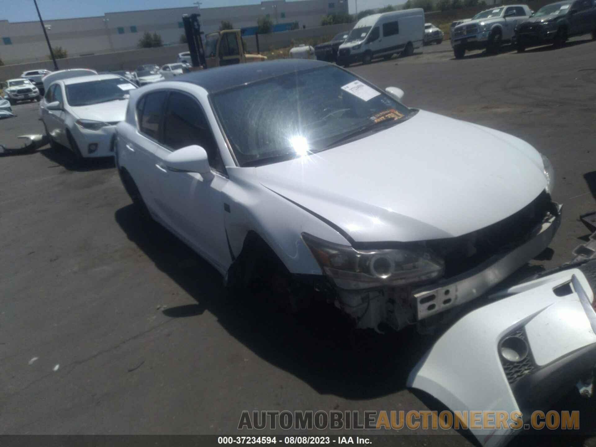 JTHKD5BHXG2255619 LEXUS CT 200H 2016