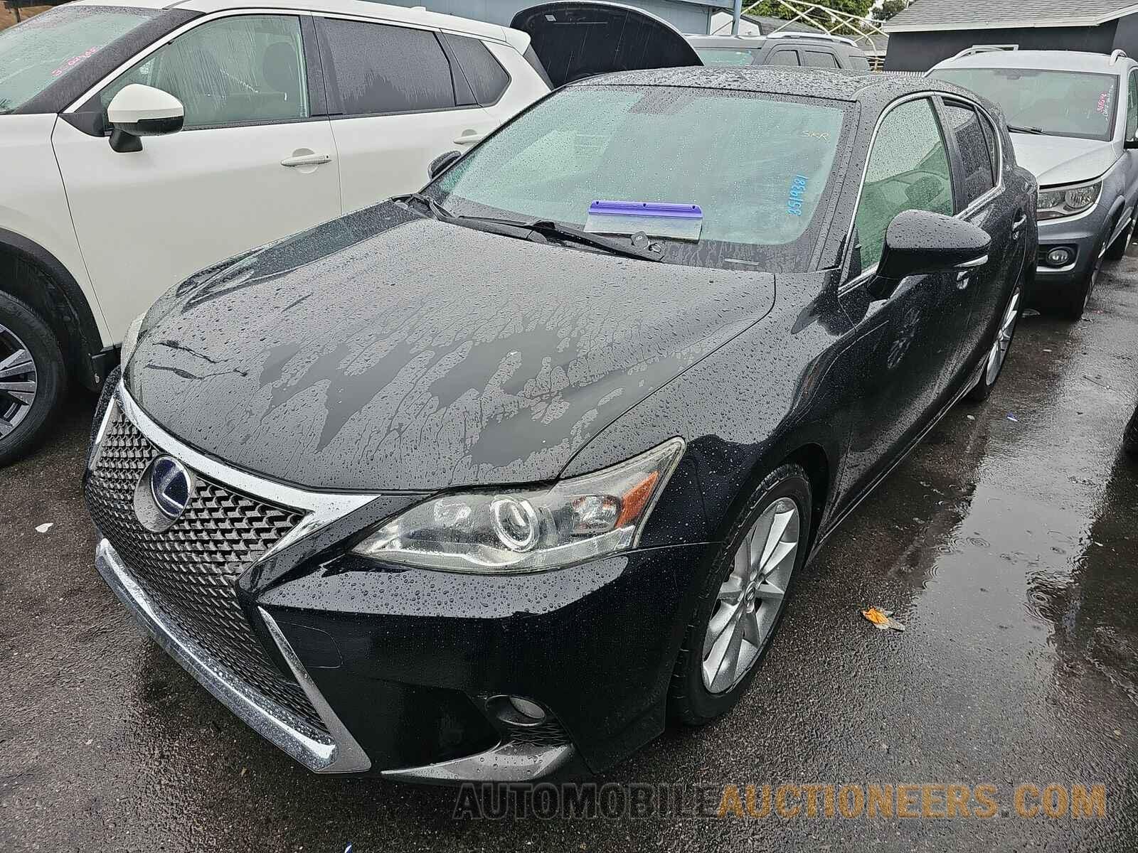 JTHKD5BHXH2291988 Lexus CT 200h 2017