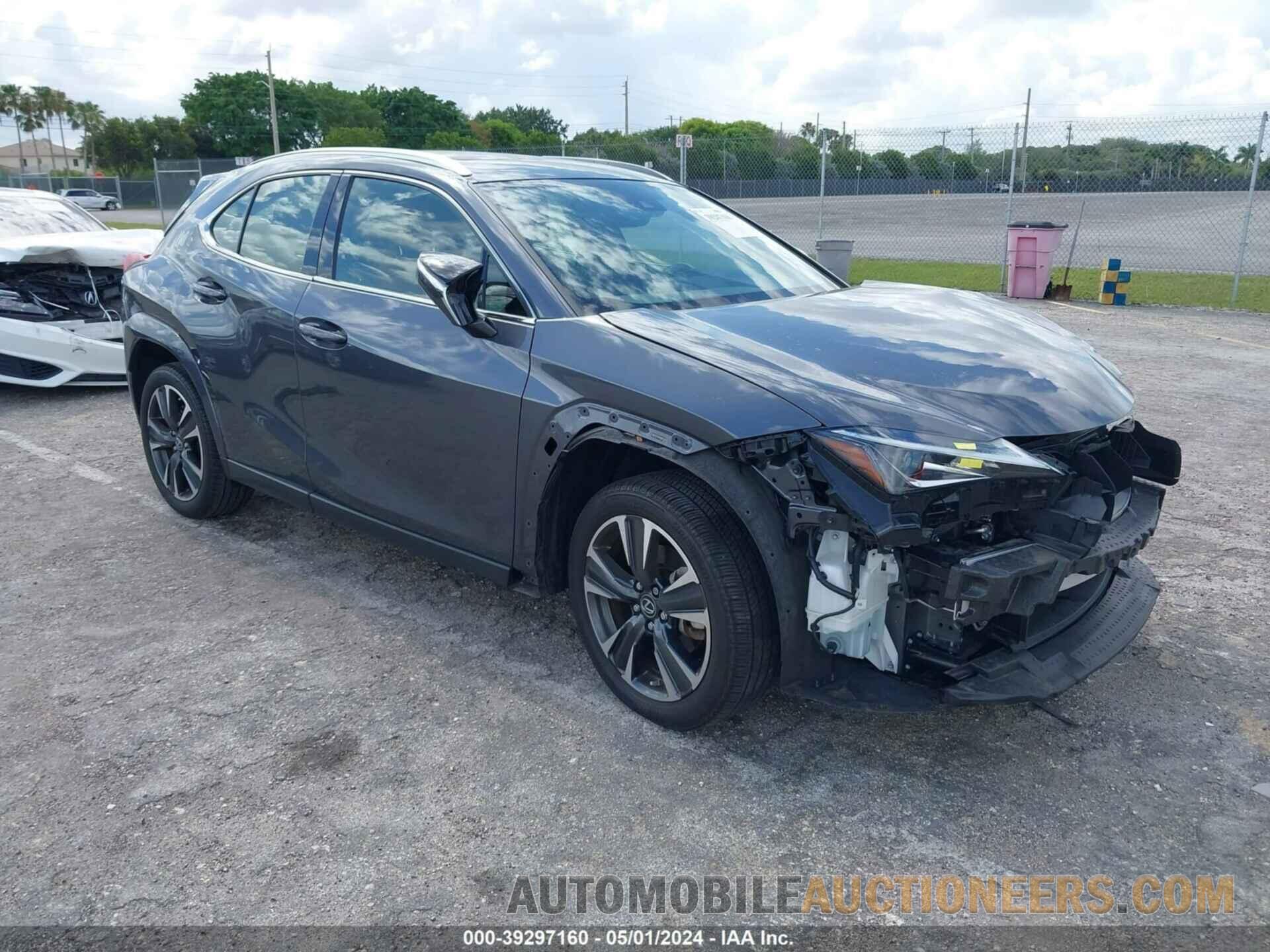 JTHP3JBH3N2051145 LEXUS UX 200 2022