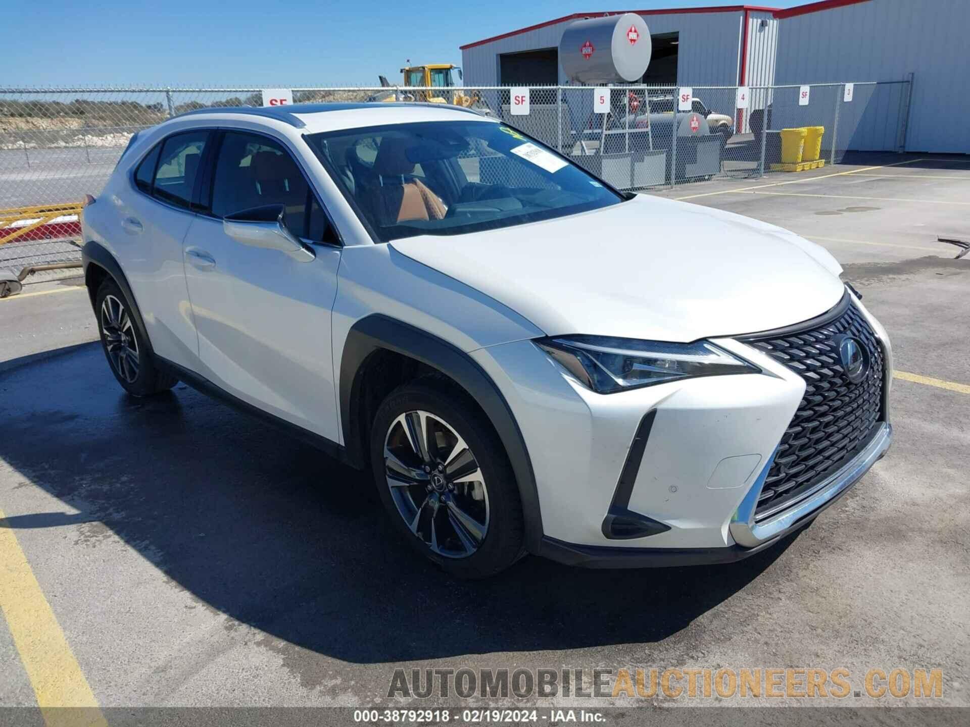 JTHP3JBH4M2040363 LEXUS UX 200 2021