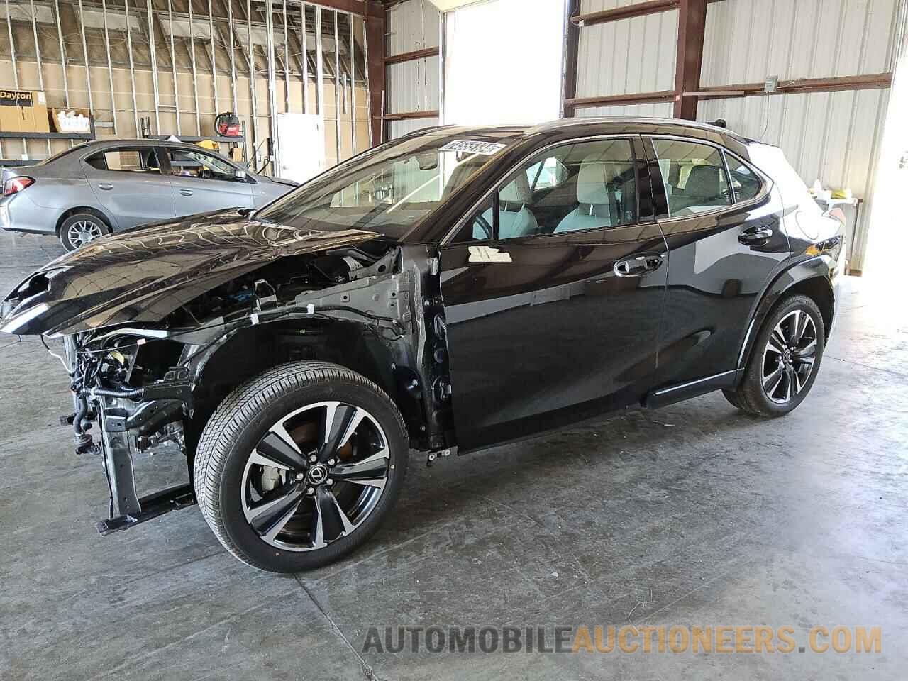 JTHUCJDH2S2001462 LEXUS UX 300H BA 2025