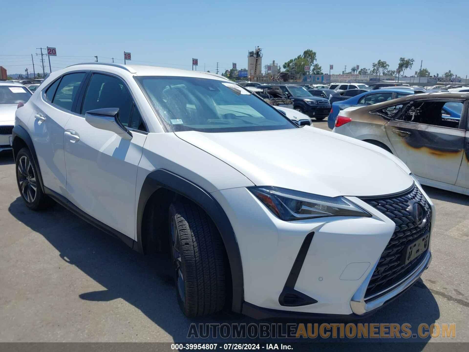 JTHX3JBH2M2035470 LEXUS UX 200 2021