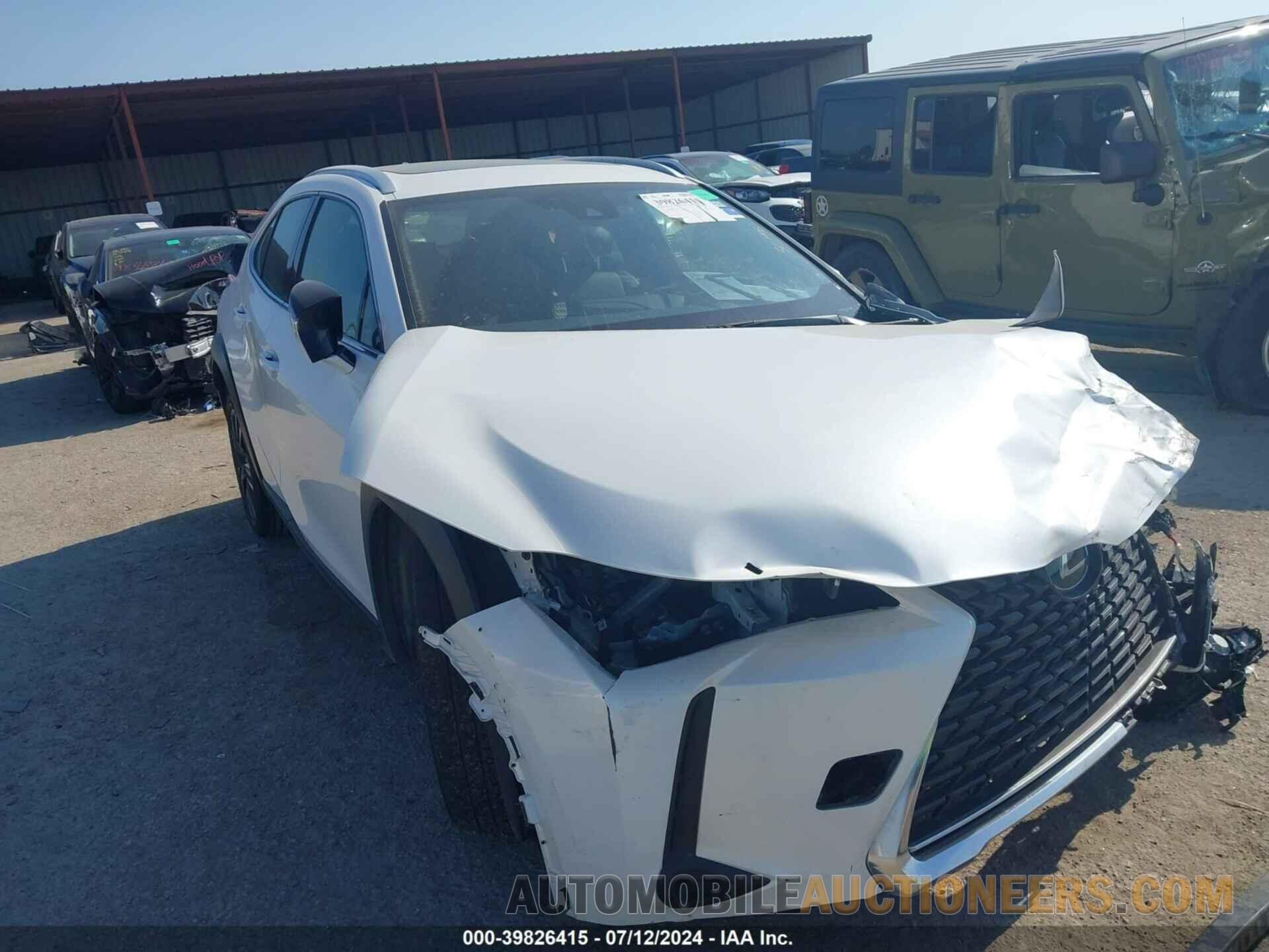 JTHX3JBH4L2024114 LEXUS UX 200 2020