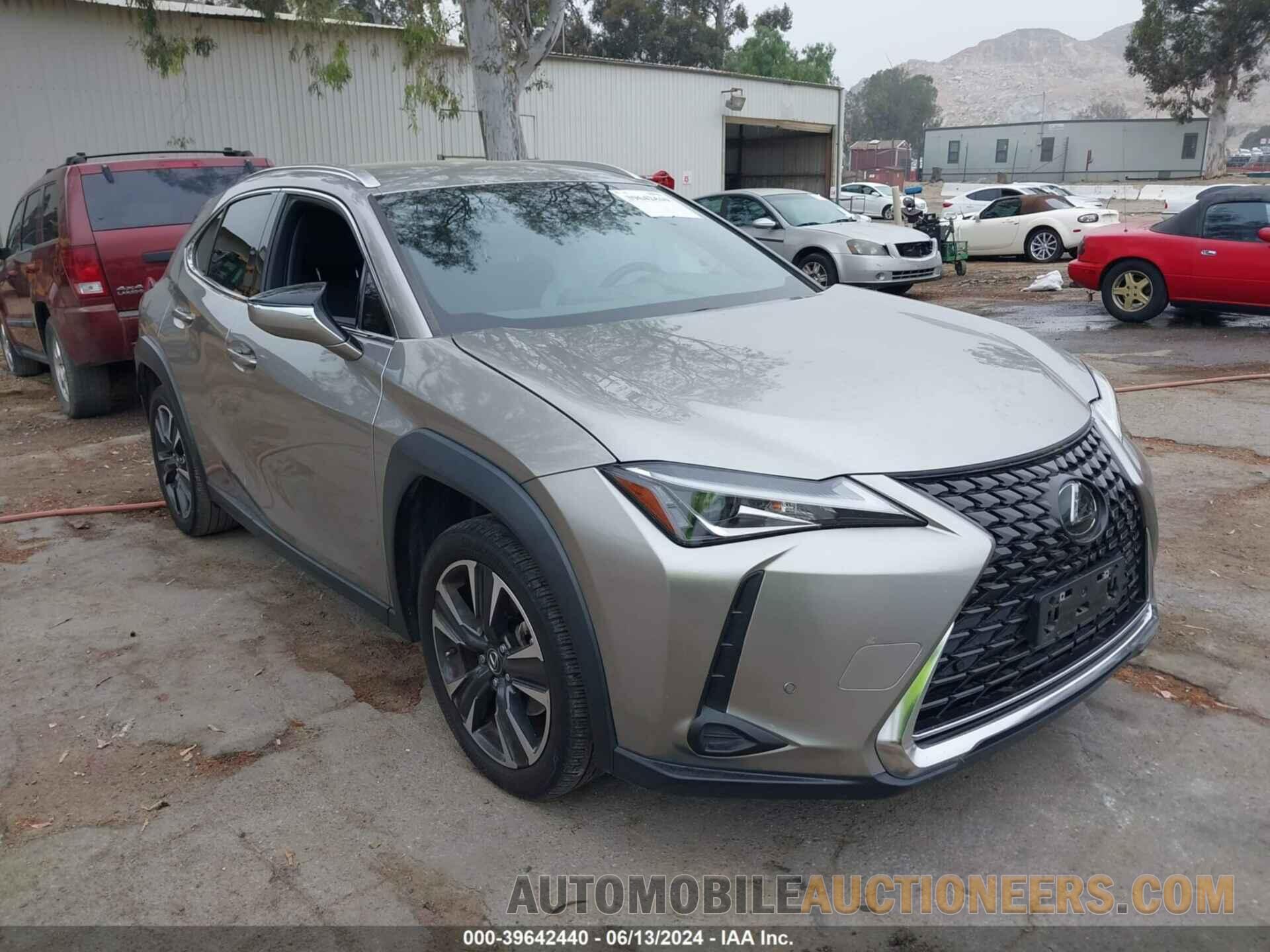 JTHX3JBH4M2043683 LEXUS UX 2021