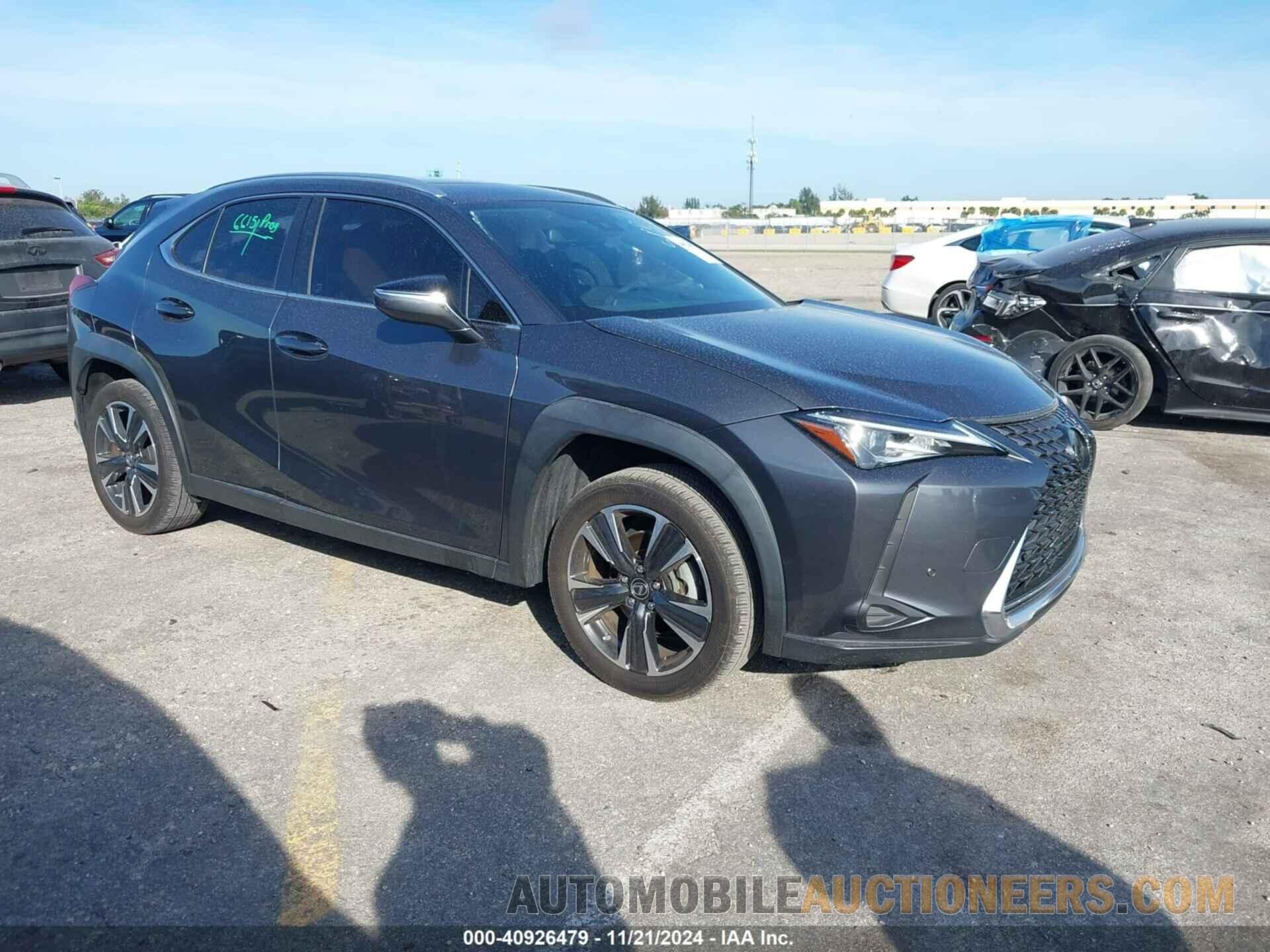 JTHX3JBH4N2055656 LEXUS UX 200 2022