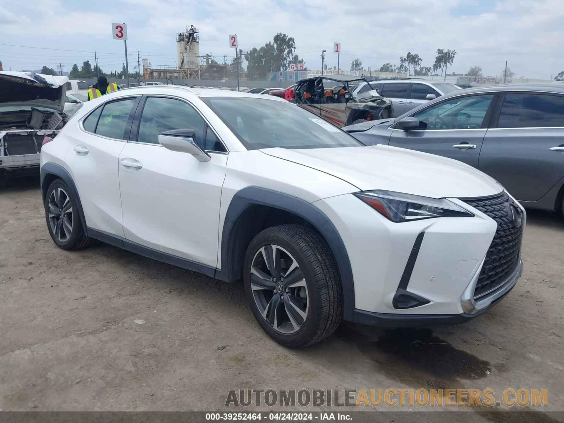 JTHX3JBH5M2041960 LEXUS UX 2021