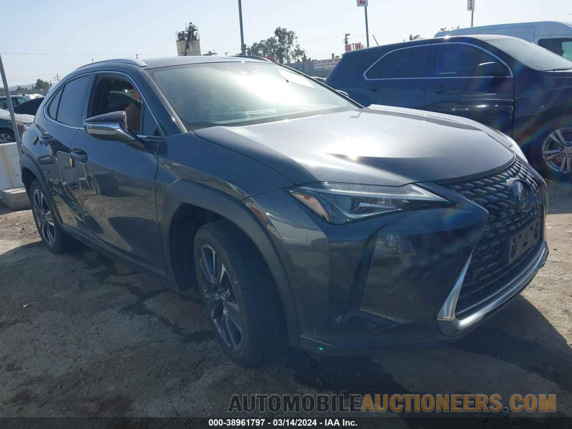 JTHX3JBH6N2051348 LEXUS UX 200 2022