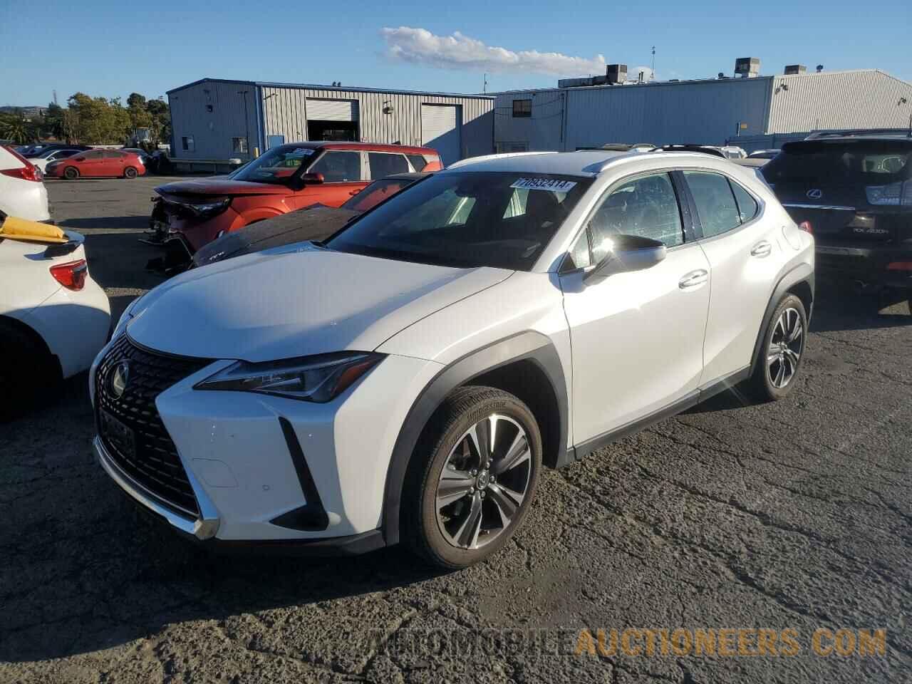 JTHX3JBH9M2042724 LEXUS UX 200 2021