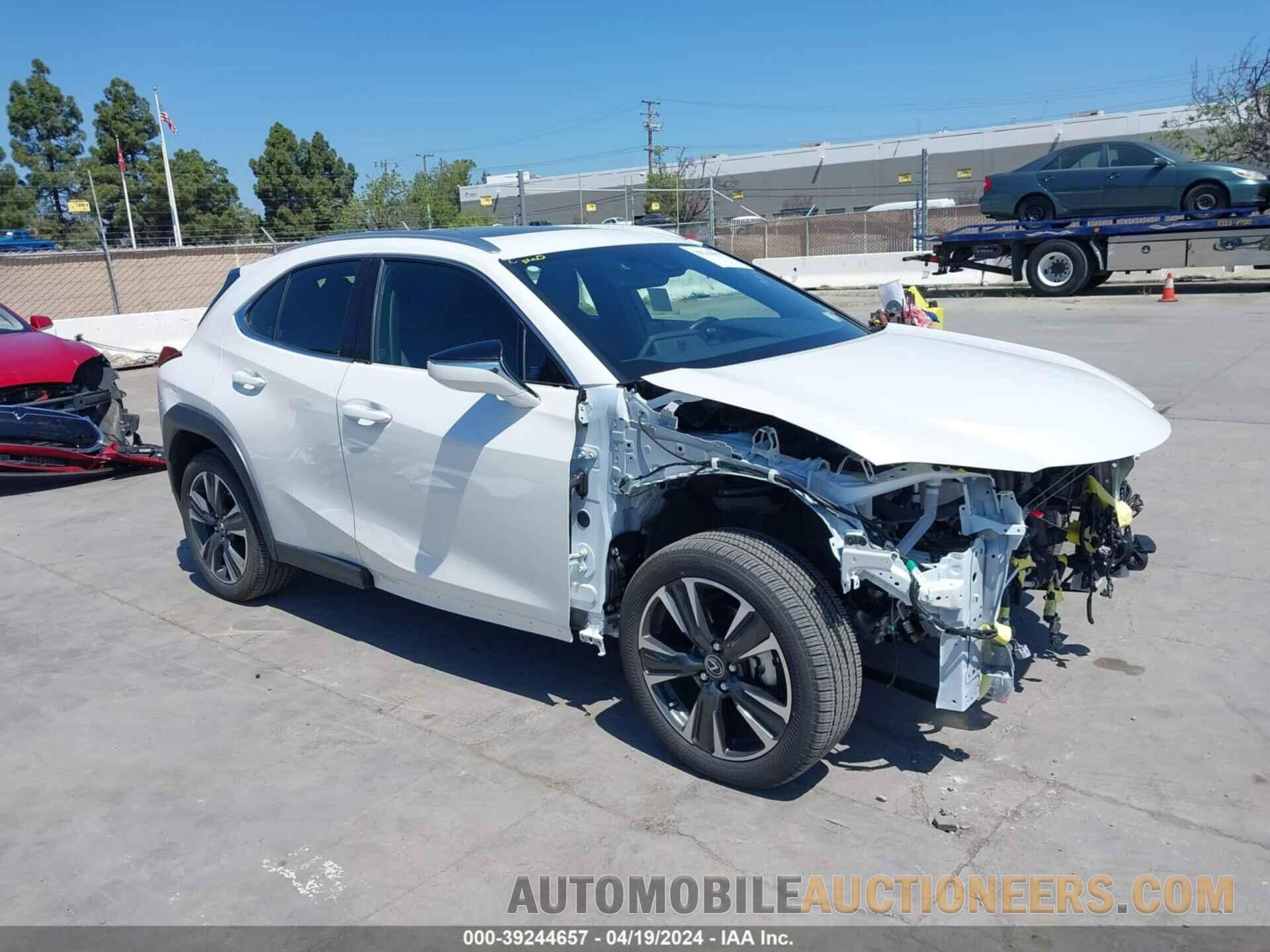 JTHX6JBH2P2154180 LEXUS UX 2023