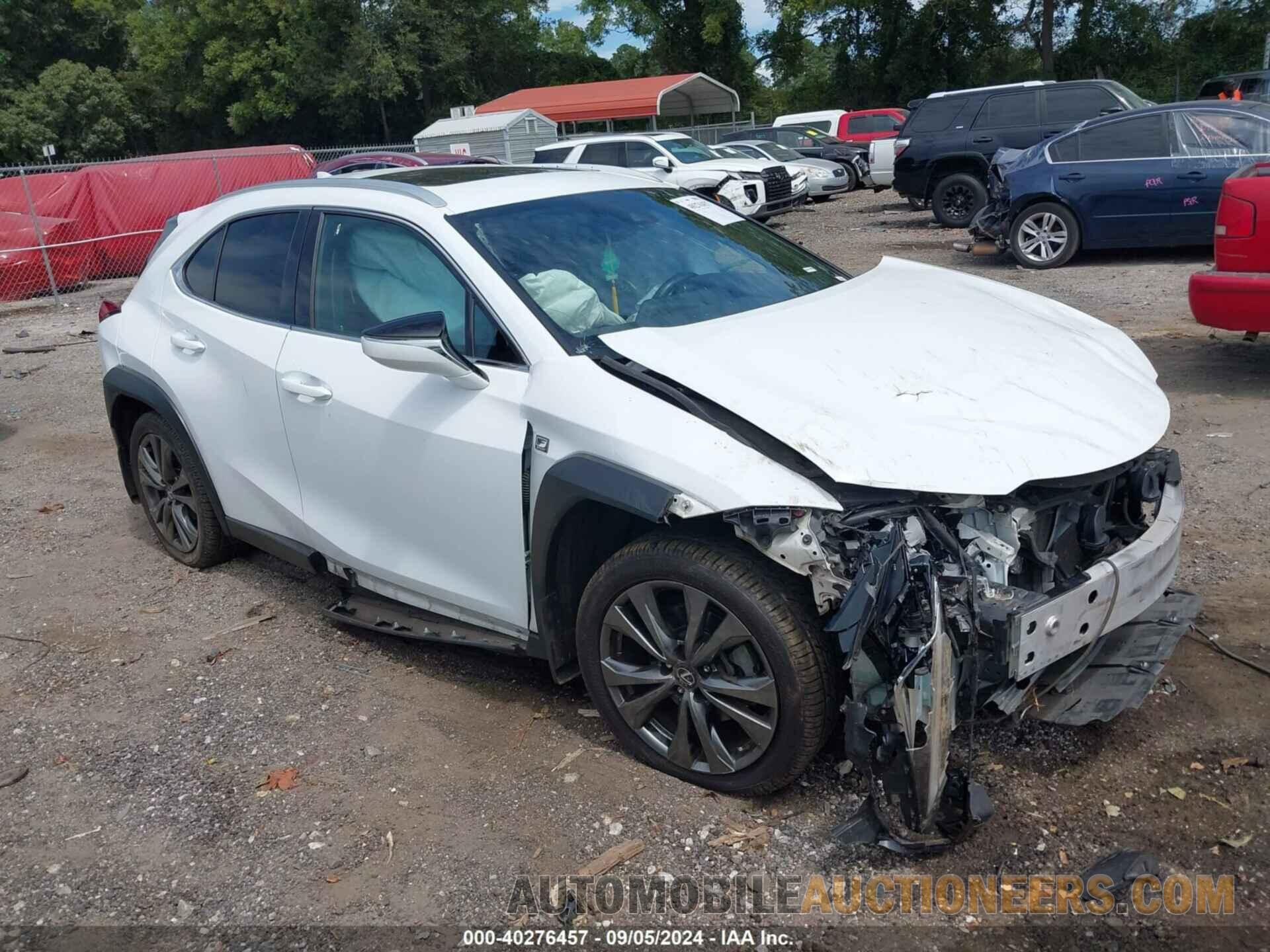 JTHY3JBH0K2005305 LEXUS UX 200 2019